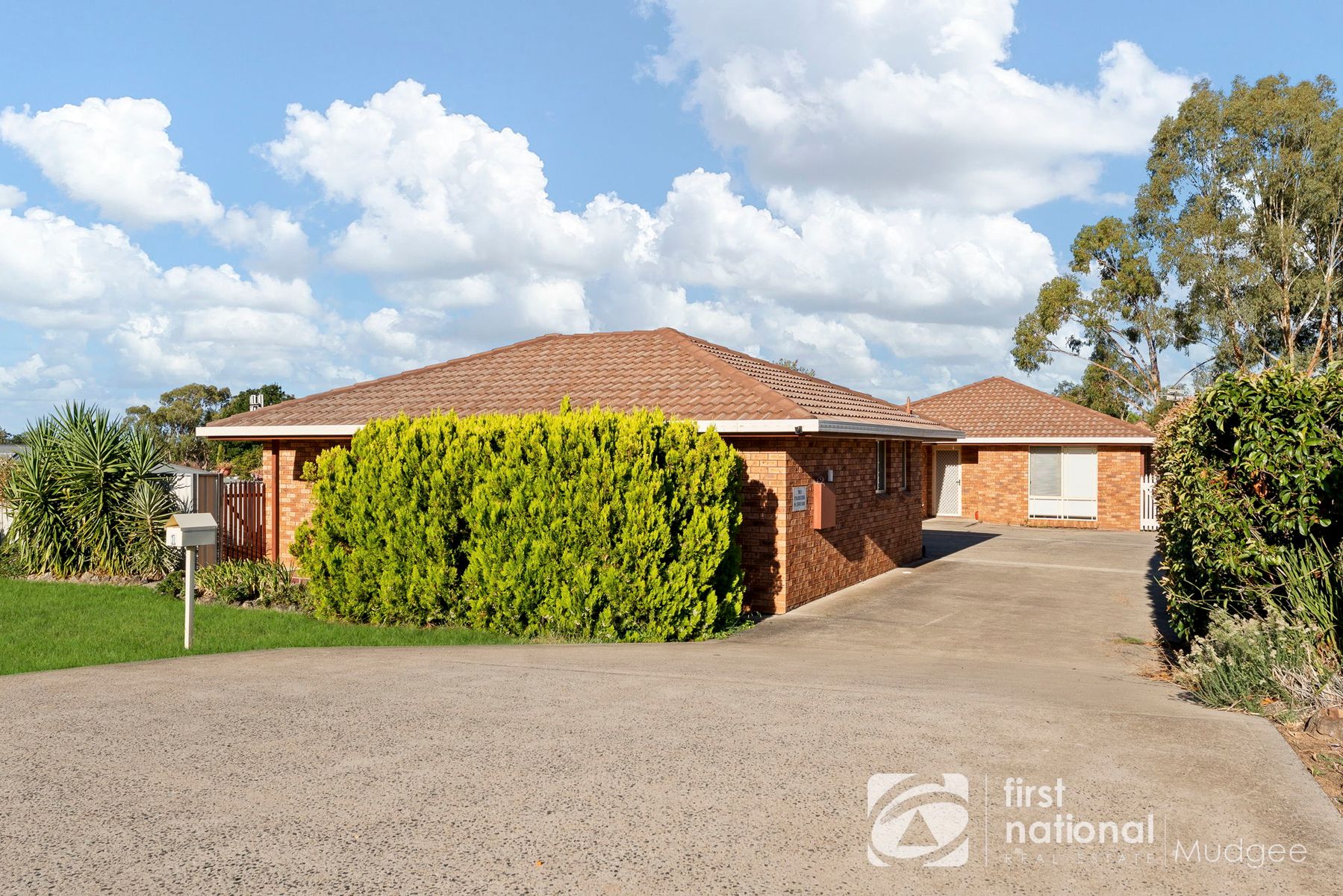 1 & 2/31 Oporto Road, Mudgee NSW 2850, Mudgee - Thumbnail 2