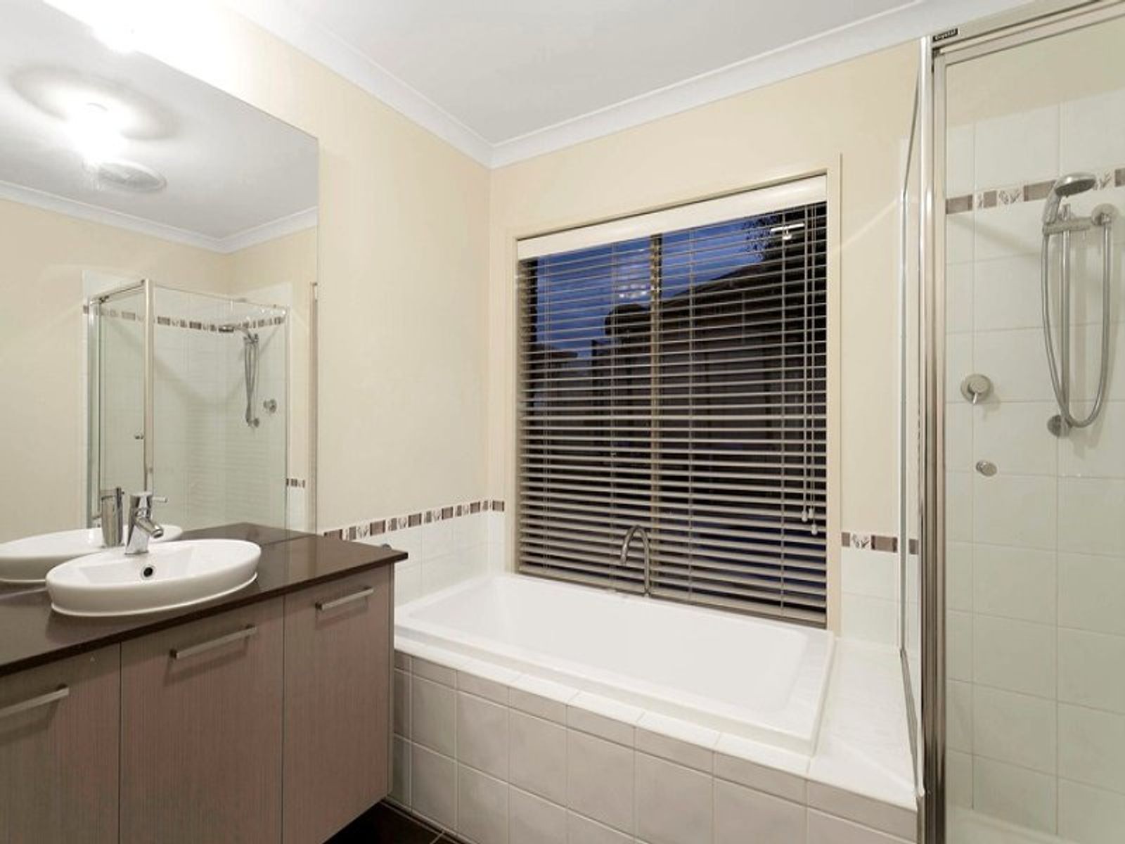 5 Sutherland Avenue, Aspendale Gardens, VIC 3195, Aspendale Gardens - Thumbnail 8