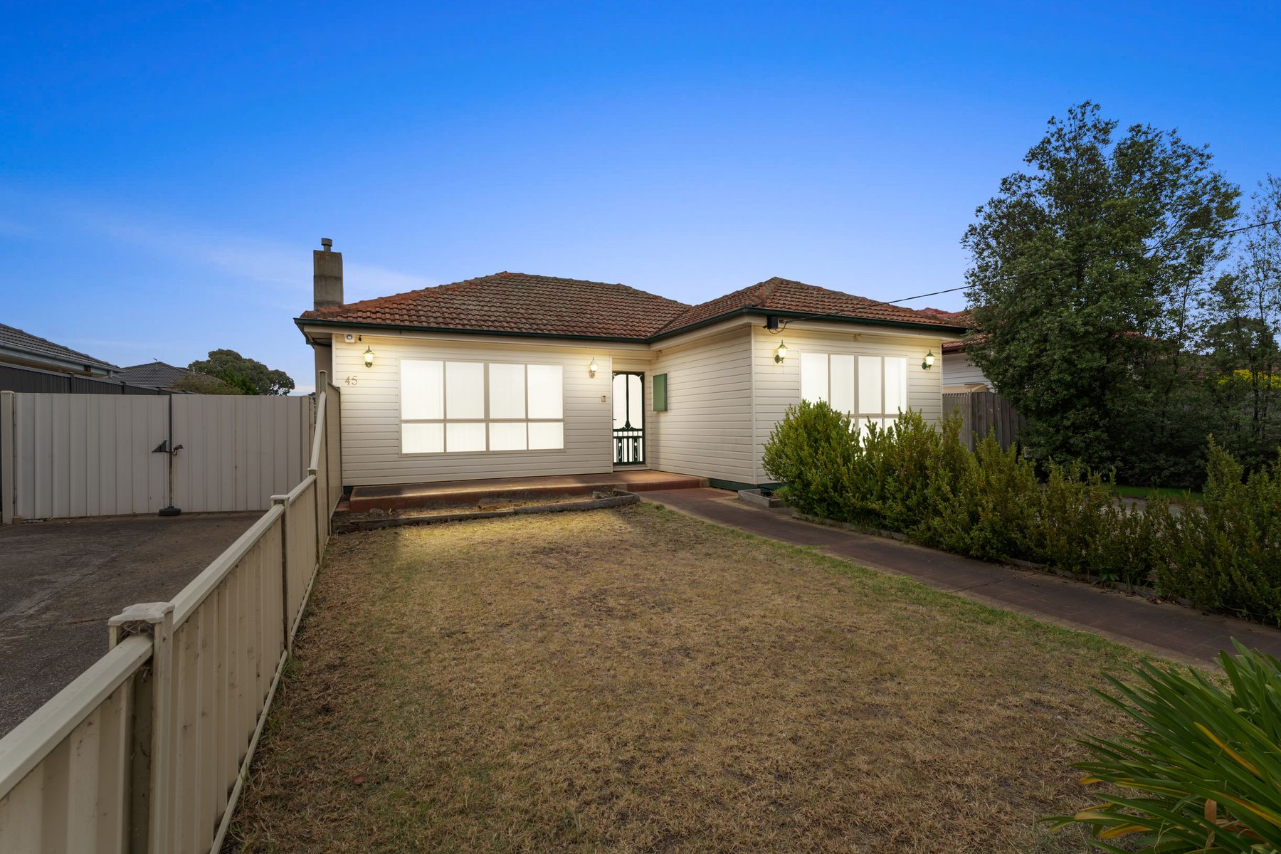 45 Welwyn Parade, Deer Park, Deer Park - Thumbnail 3