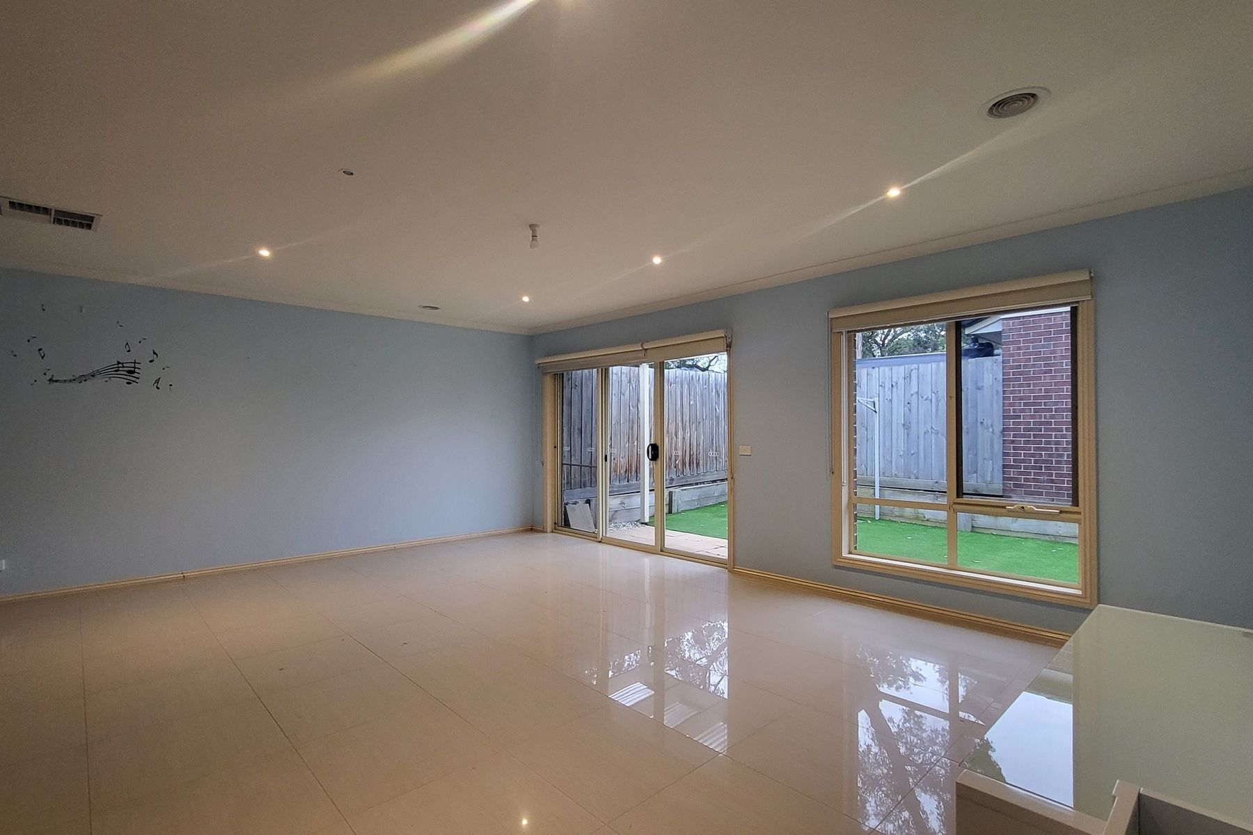 4/23 Commercial Road, Ferntree Gully VIC 3156, Ferntree Gully - Thumbnail 2
