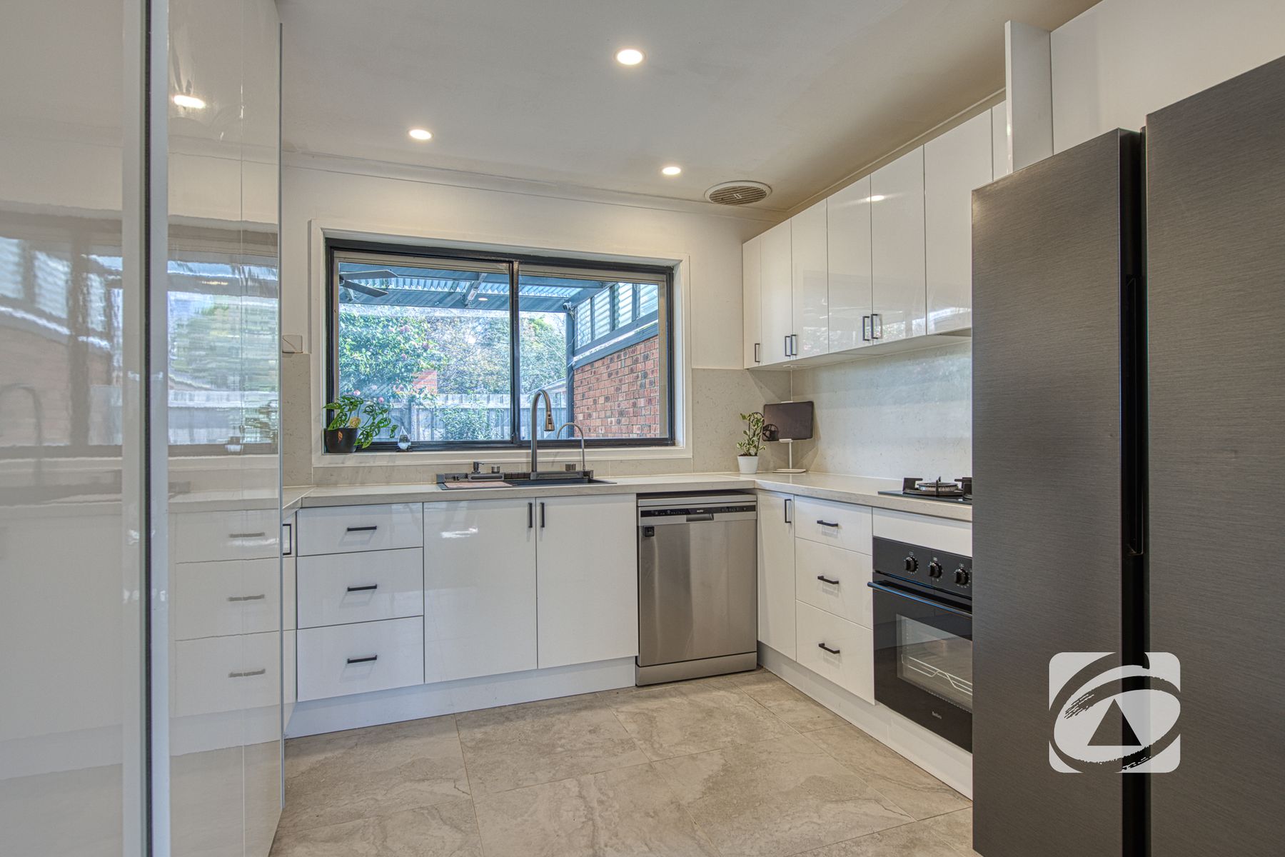 3/2 Jamieson Court, Pakenham VIC 3810, Pakenham - Thumbnail 3