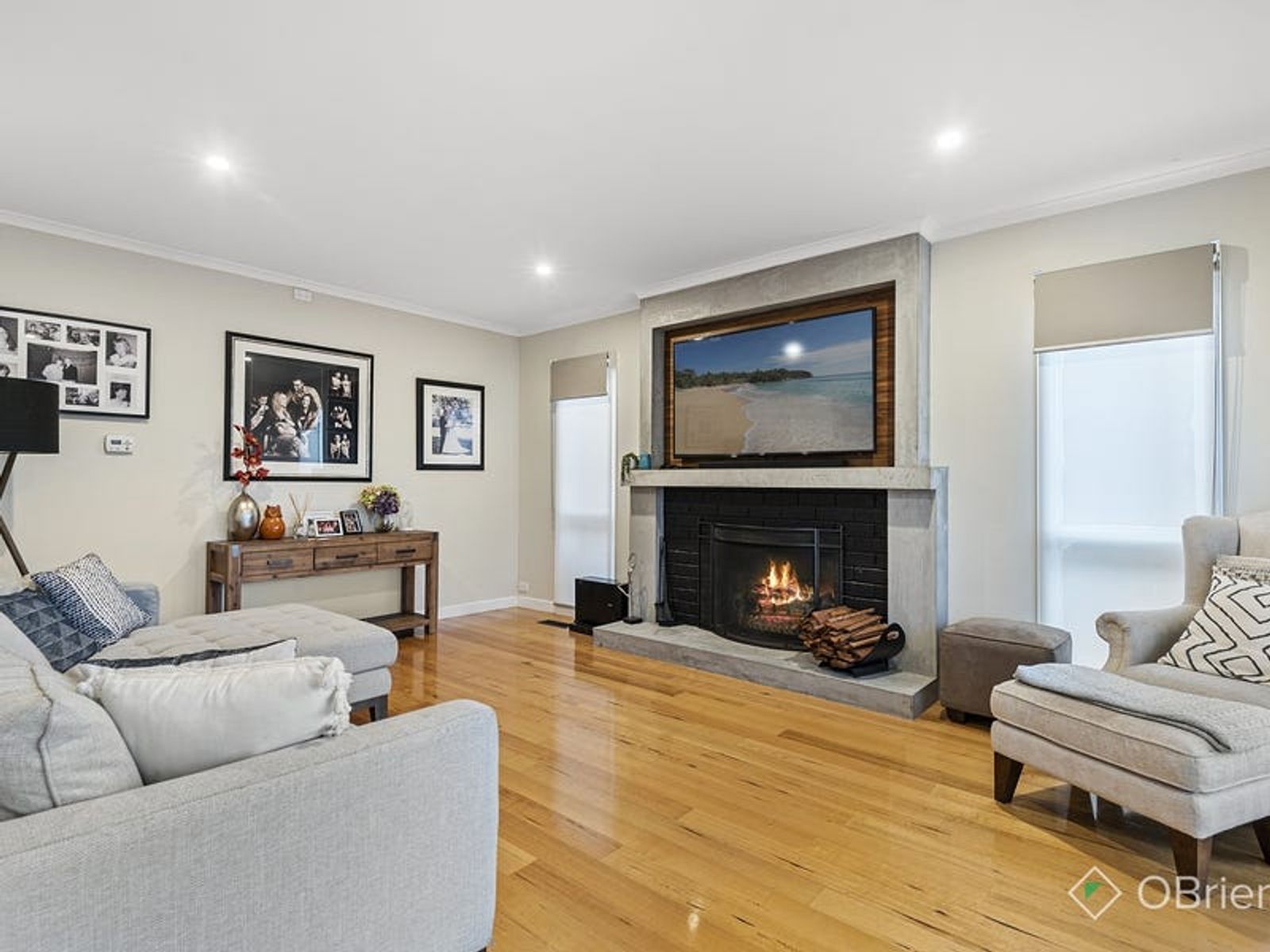 8 Antrim Close, Endeavour Hills, VIC 3802, Endeavour Hills - Thumbnail 3