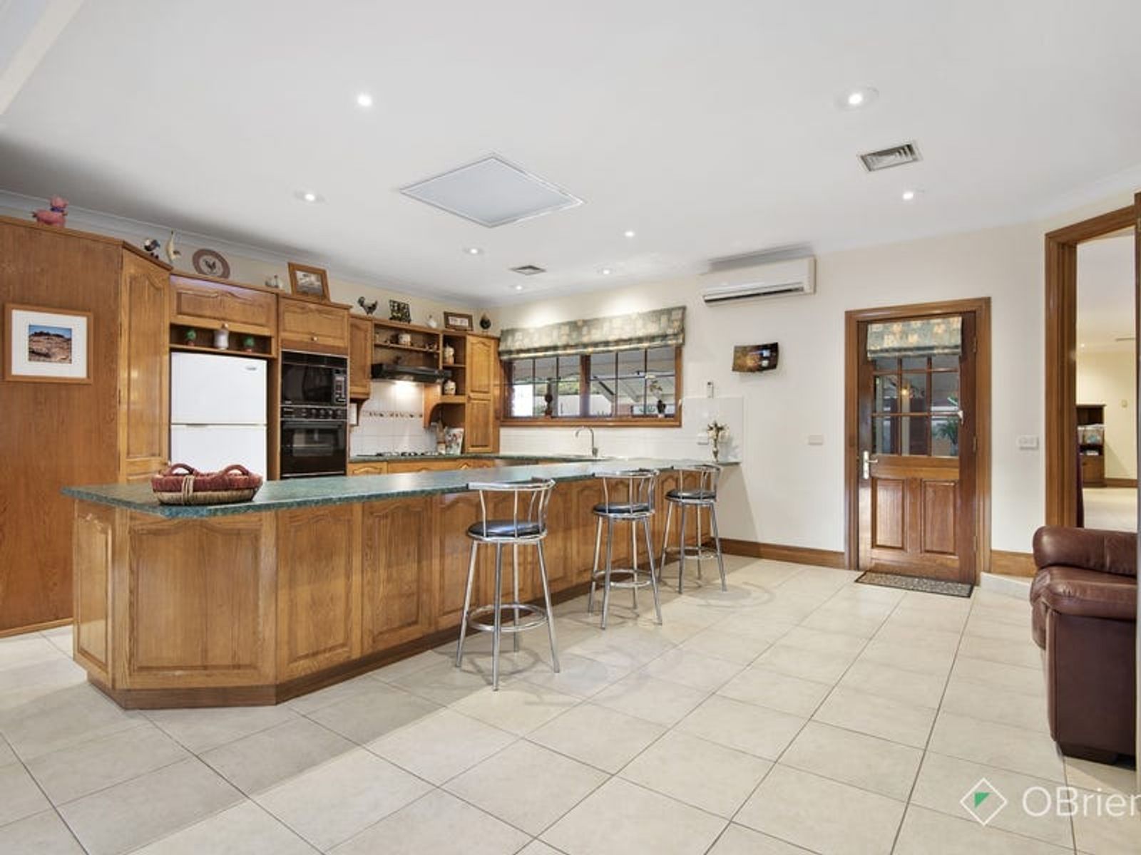 4, Narre Warren North - Thumbnail 3