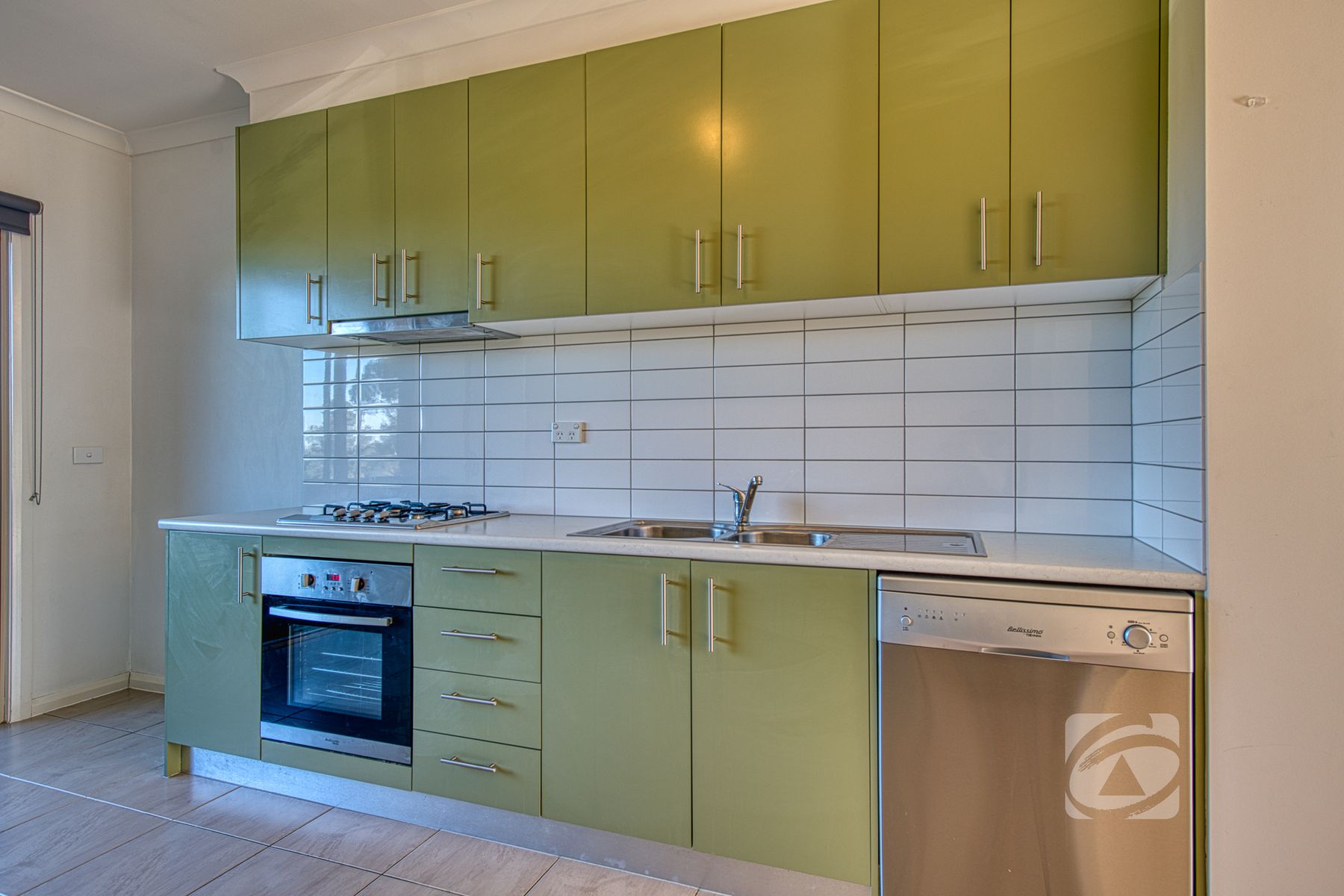 8 Annecy Lane, Pakenham VIC 3810, Pakenham - Thumbnail 5