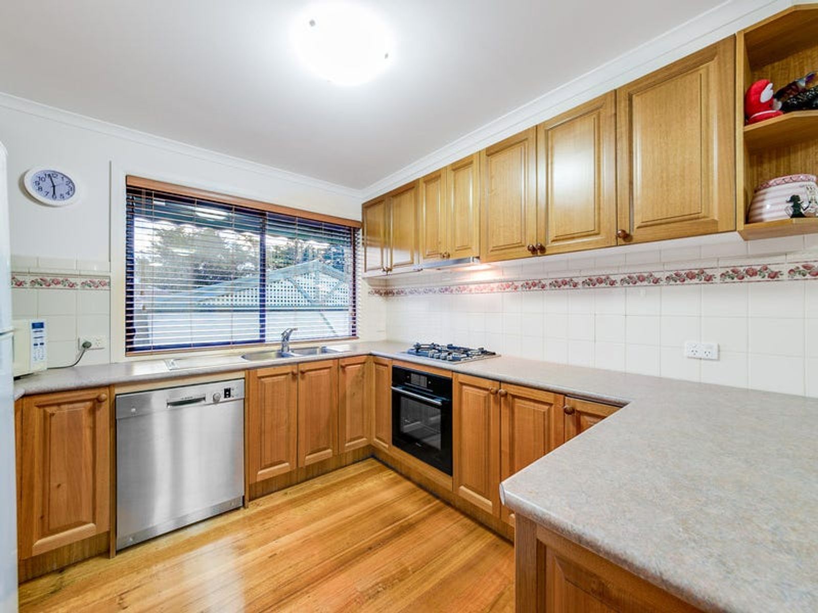 2 Jordan Court, Endeavour Hills, VIC 3802, Endeavour Hills - Thumbnail 3