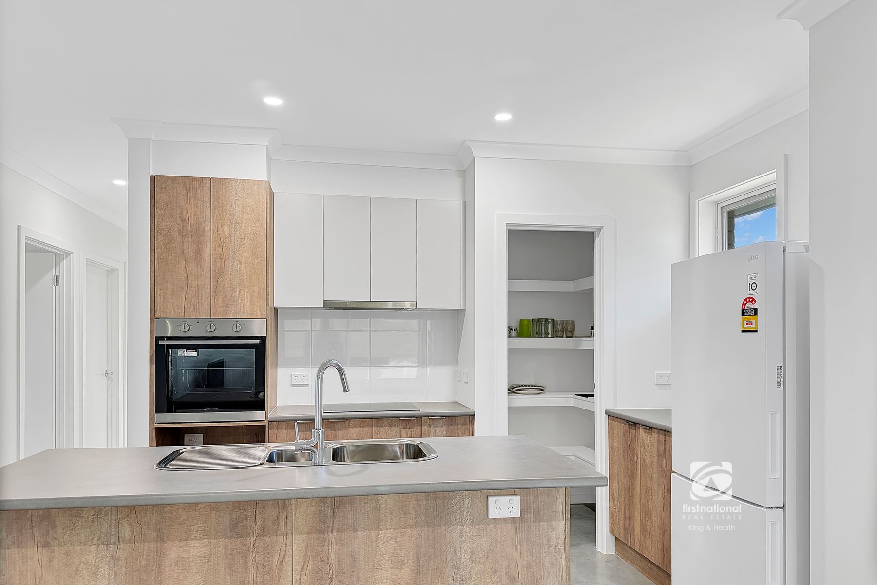 18 Warfe Drive, Lake Tyers Beach VIC 3909, Lake Tyers Beach - Thumbnail 5