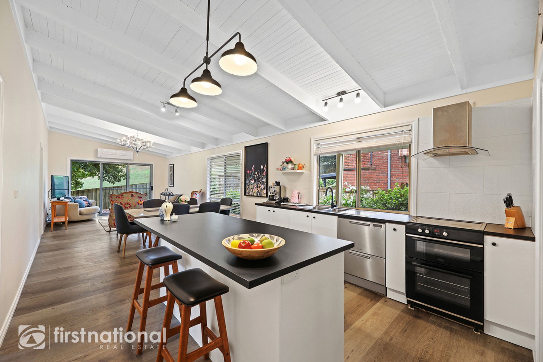49 Waratah Drive, Warragul, VIC 3820, Warragul - Thumbnail 5