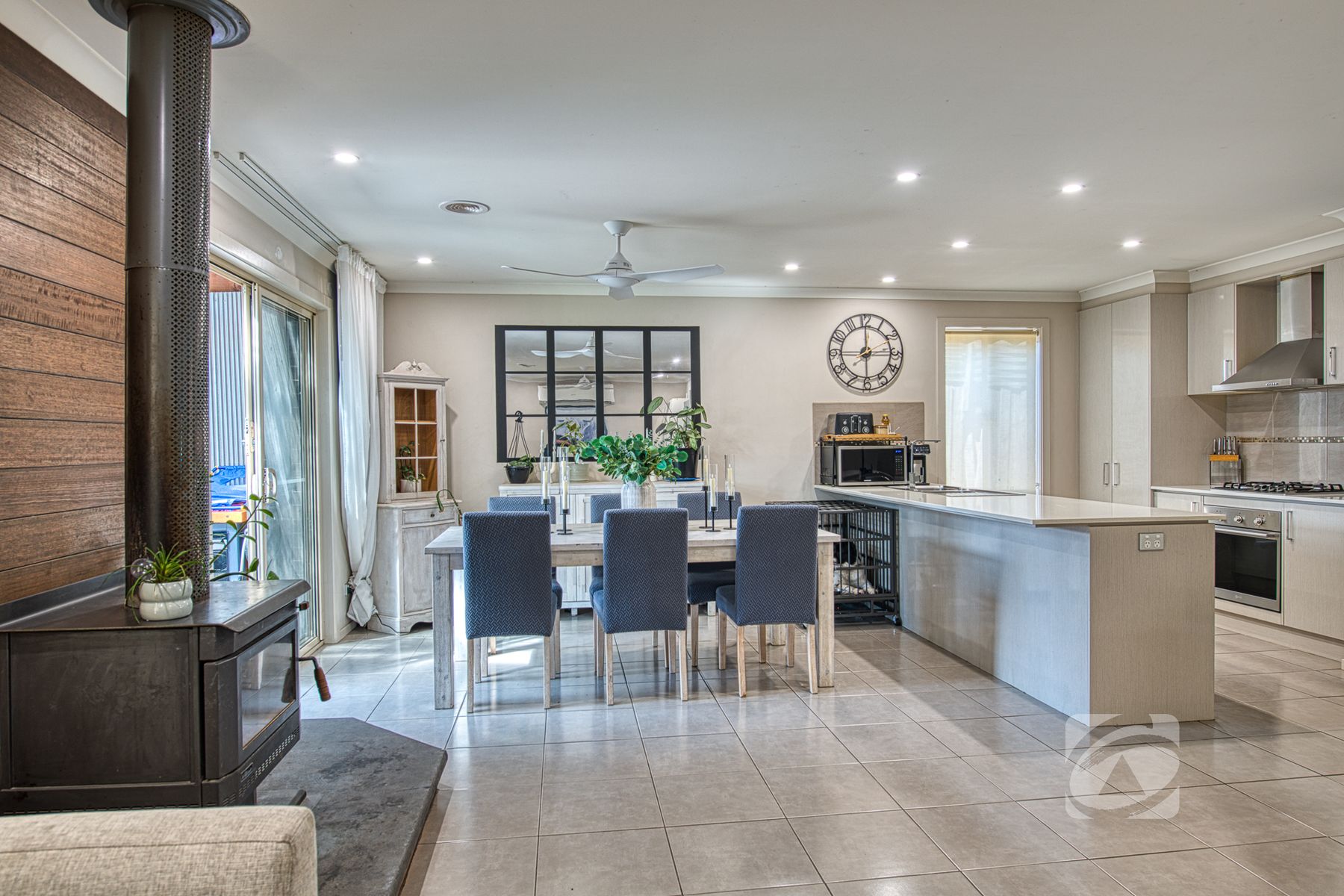 63 Denhams Road, Koo Wee Rup VIC 3981, Koo Wee Rup - Thumbnail 2
