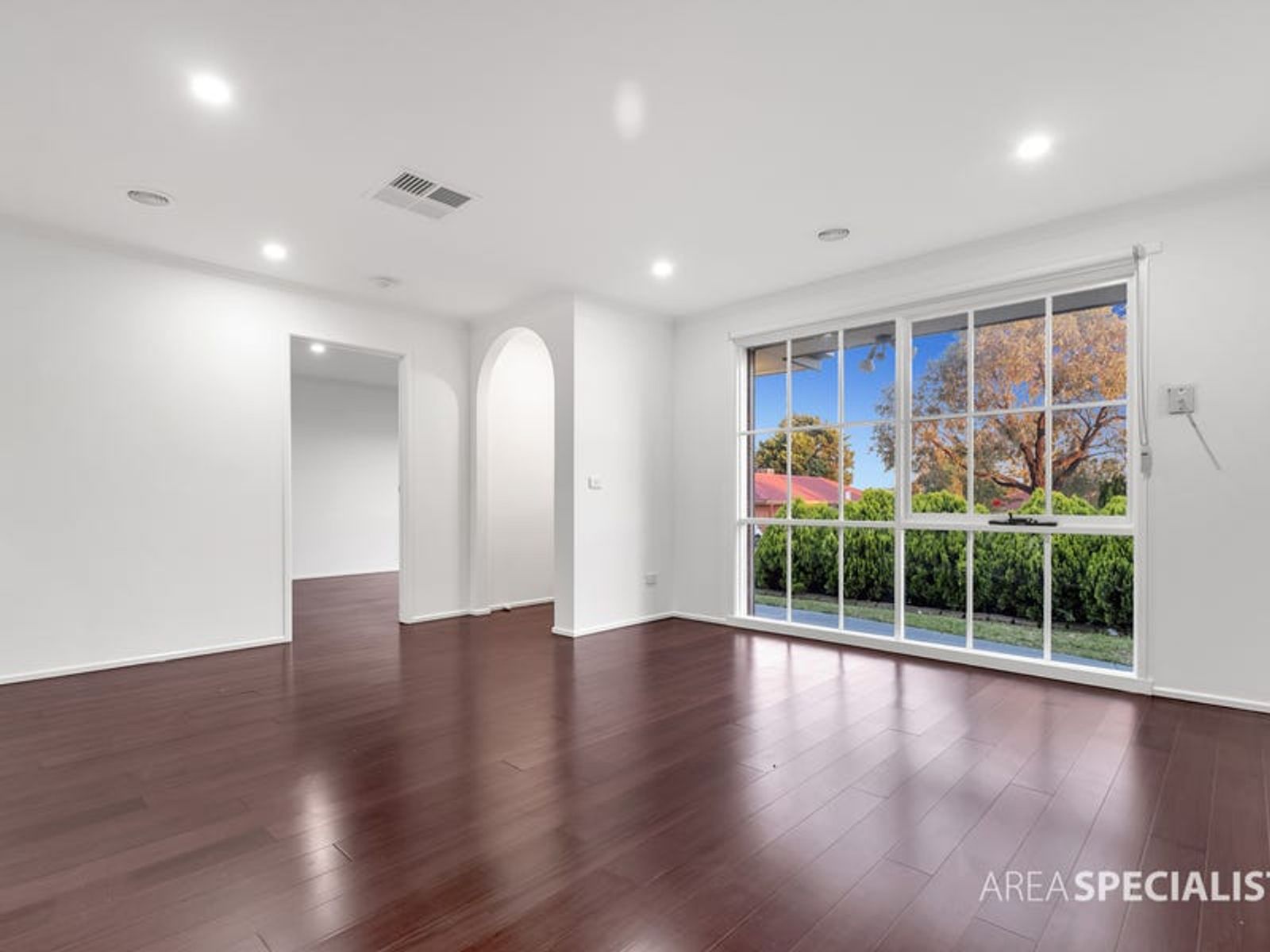 8 Ralph Crescent, Hampton Park, VIC 3976, Hampton Park - Thumbnail 3