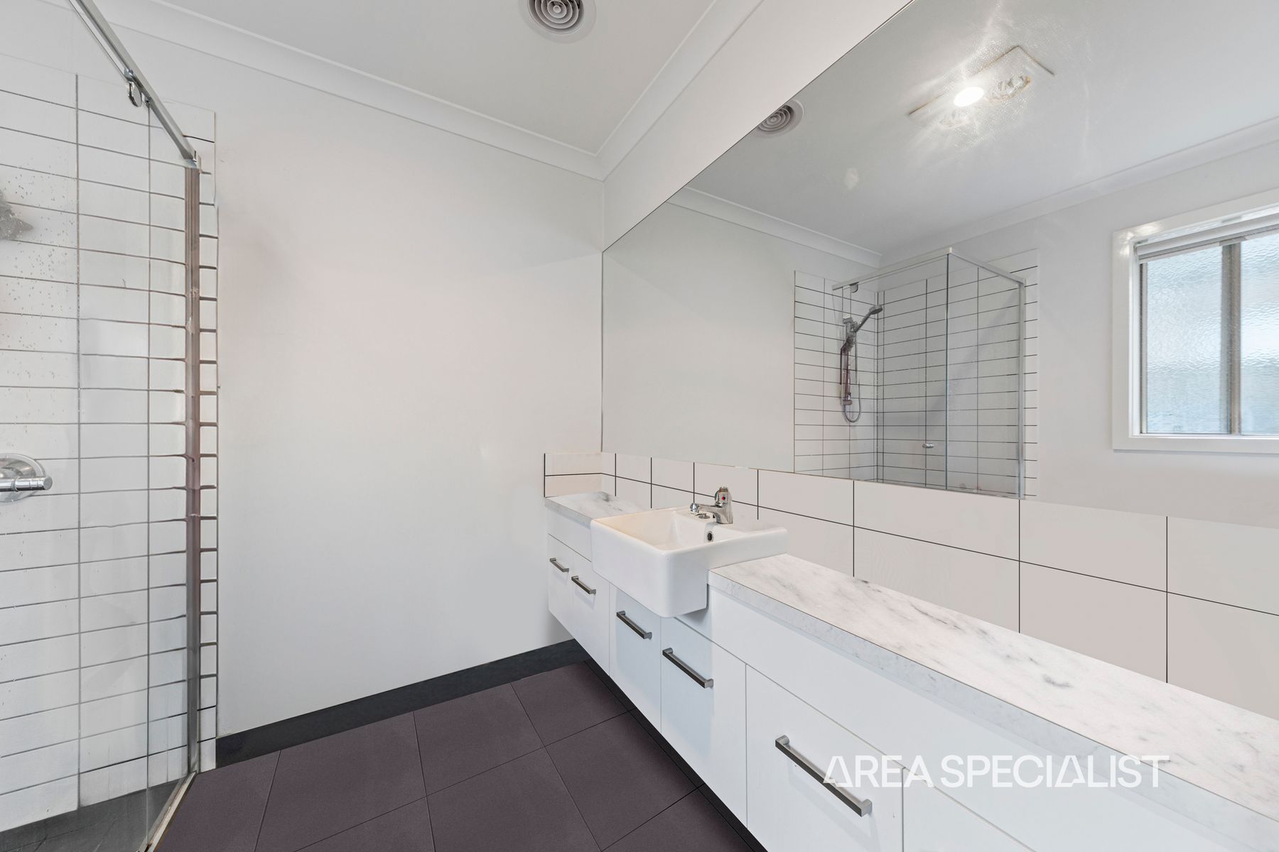 48 Glenelg Street, Clyde North, VIC 3978, Clyde North - Thumbnail 8
