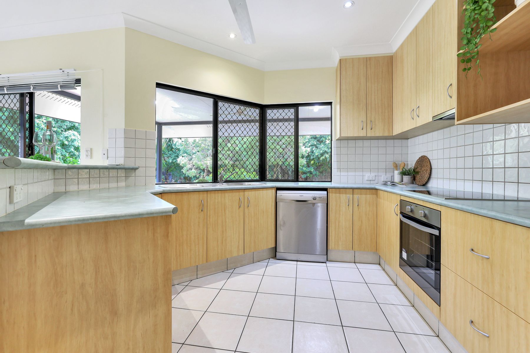 50 Yirra Crescent, Rosebery NT 0832, Rosebery - Thumbnail 3