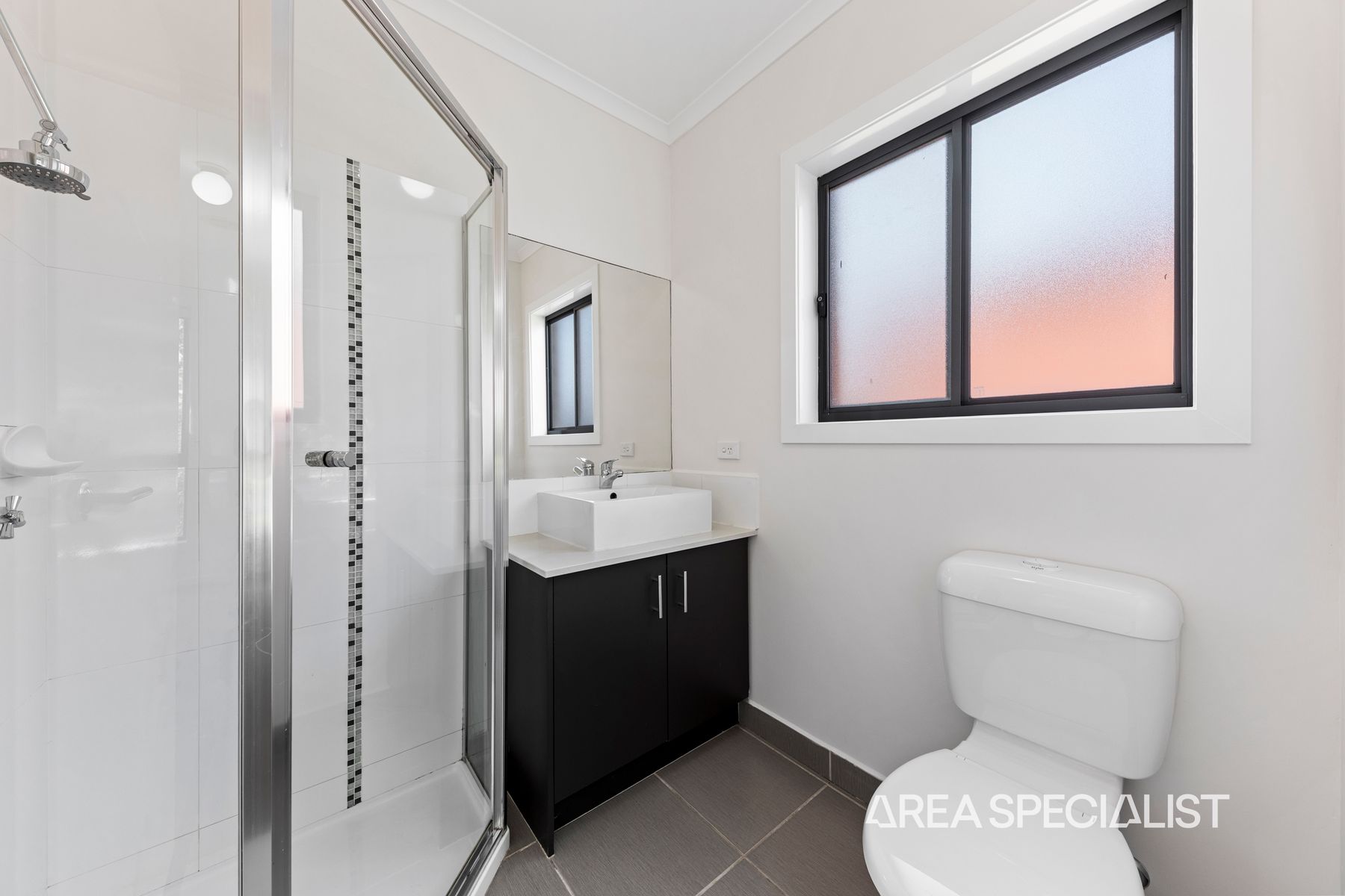 6 Macadamia Street, Pakenham, VIC 3810, Pakenham - Thumbnail 8