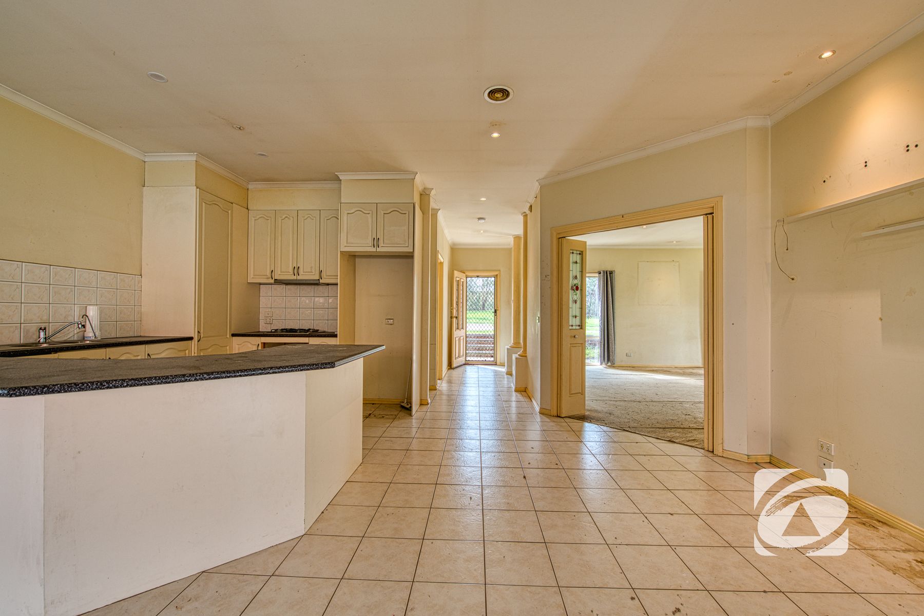 81 Earlsfield Drive, Berwick VIC 3806, Berwick - Thumbnail 4