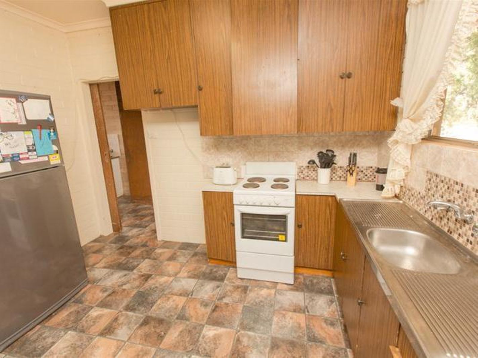 17 Waltham Avenue, Mildura - Thumbnail 4