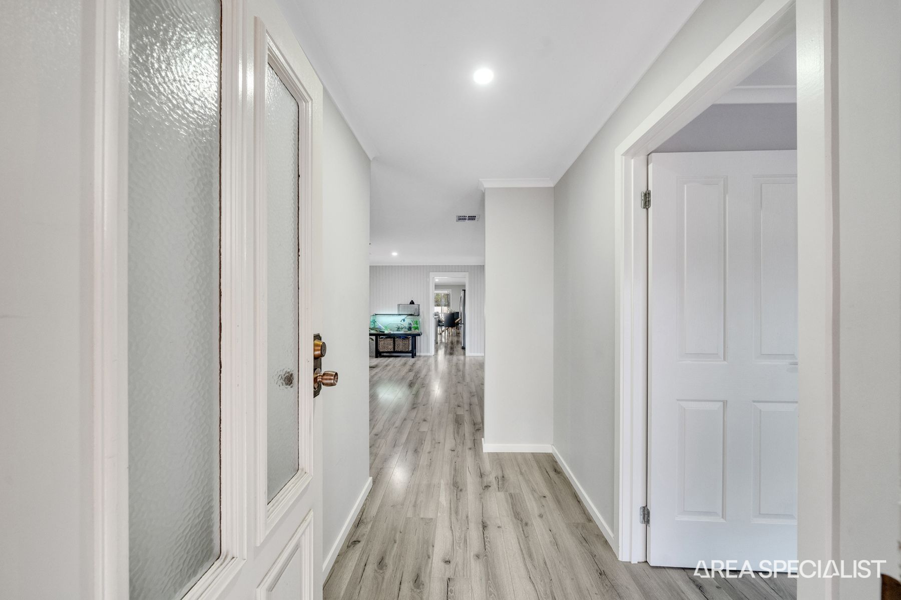 14 Walsingham Crescent, Kurunjang, VIC 3337, Kurunjang - Thumbnail 5