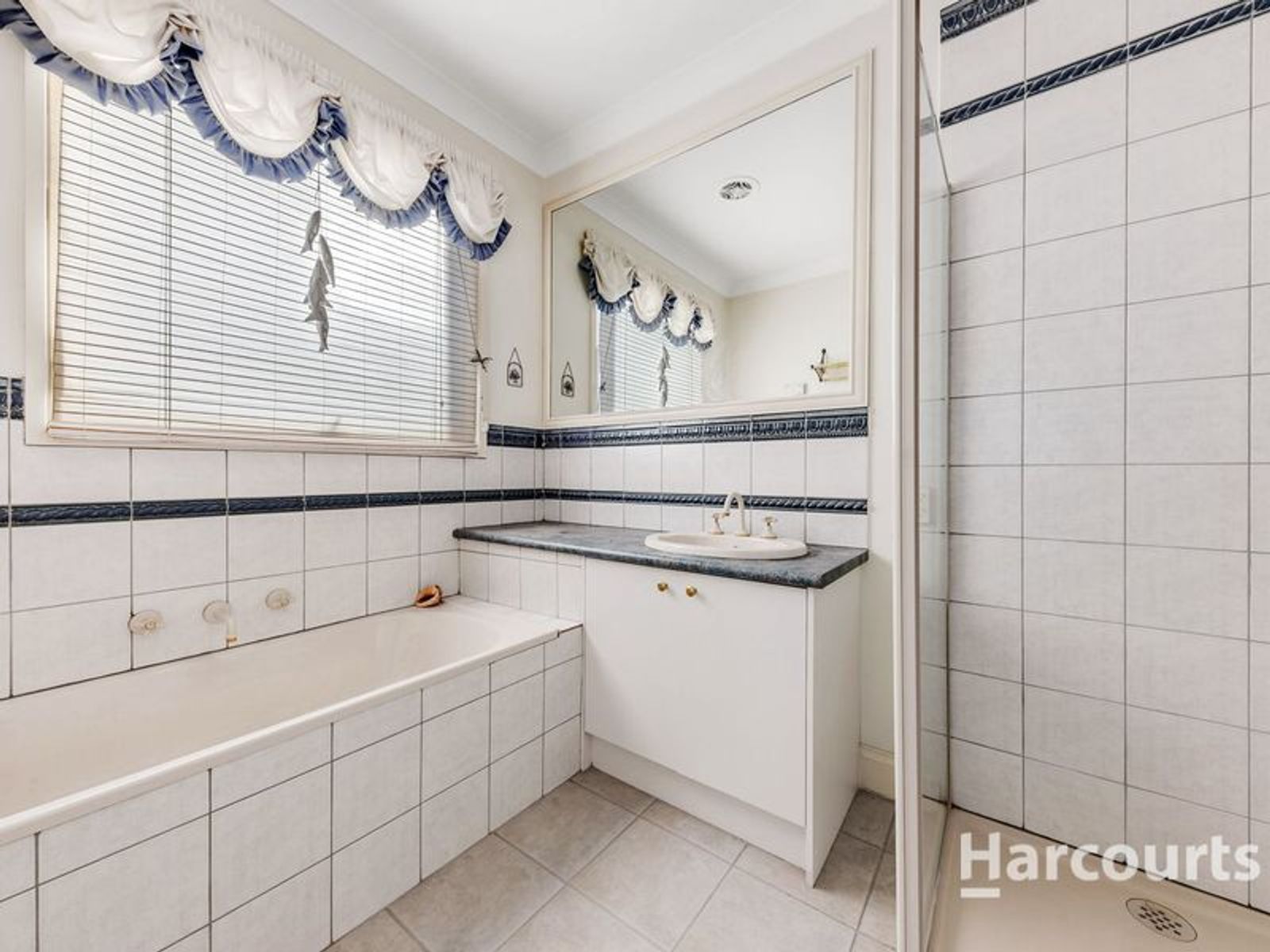 30 Windsor Gardens, Caroline Springs, VIC 3023, Caroline Springs - Thumbnail 7