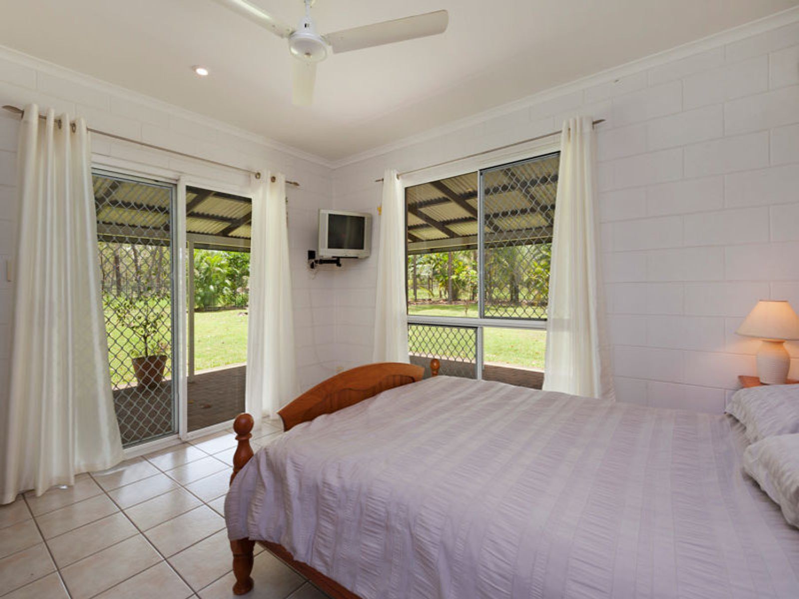 215 Woodcote Crescent, Girraween NT 0836, Girraween - Thumbnail 4