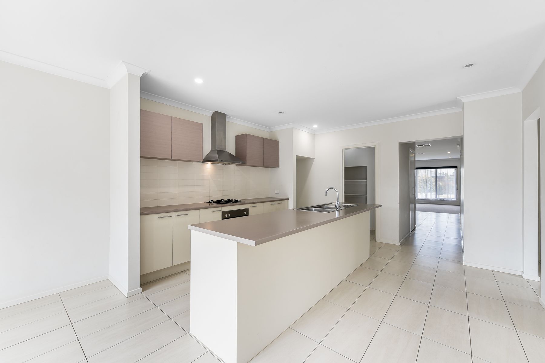 7 Weston Street, Keysborough, VIC 3173, Keysborough - Thumbnail 5