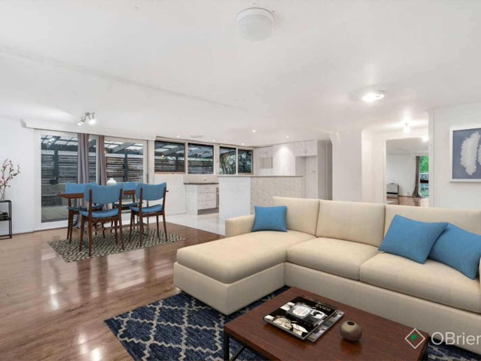 81 James Cook Drive, Endeavour Hills, VIC 3802, Endeavour Hills - Thumbnail 2