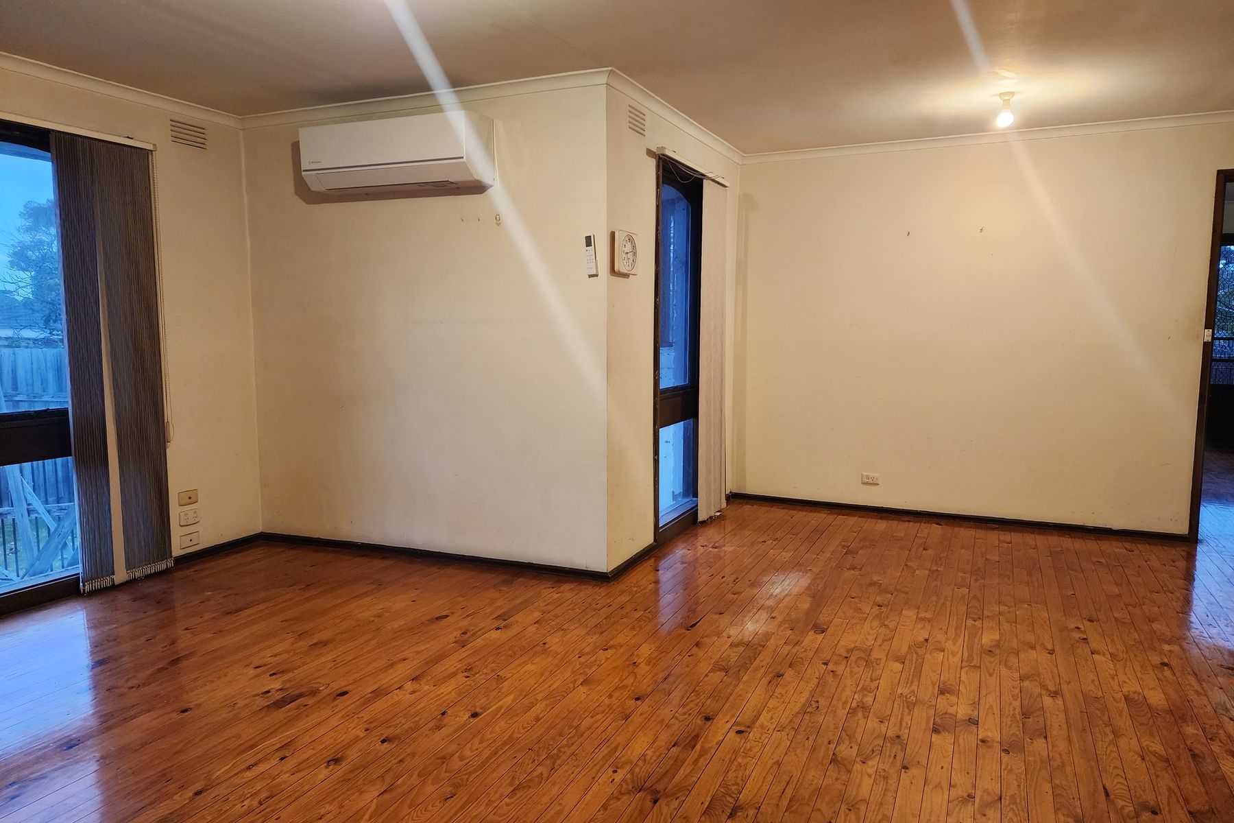 82 Tiverton Drive, Mulgrave, VIC 3170, Mulgrave - Thumbnail 5
