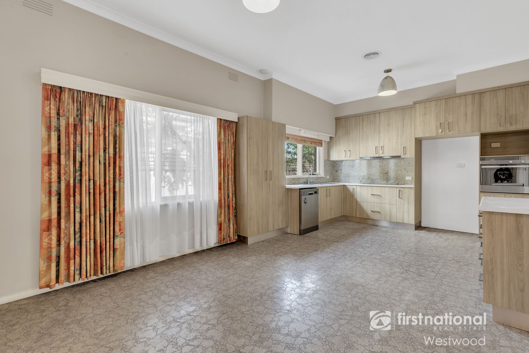 6 College Road, Werribee VIC 3030, Werribee - Thumbnail 4