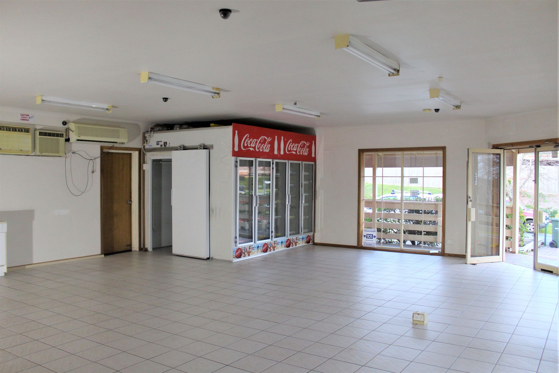 1 Leigh Drive, Pakenham VIC 3810, Pakenham - Thumbnail 4