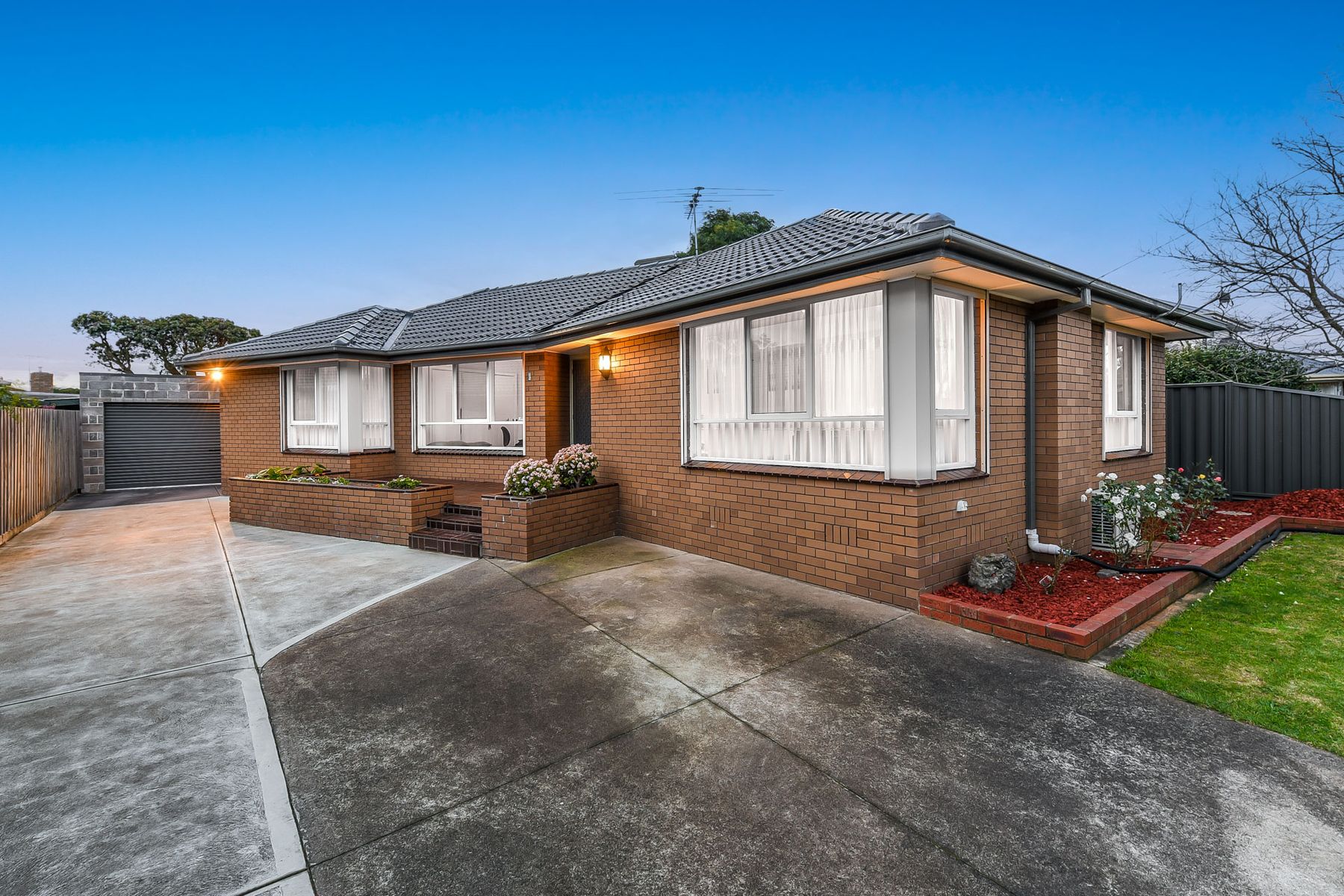 27 Wahroonga Avenue, Keysborough, VIC 3173, Noble Park - Thumbnail 2