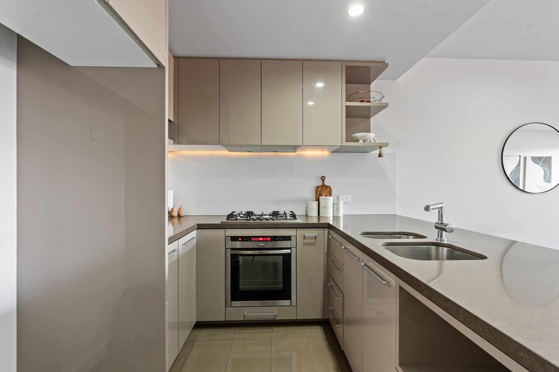 211/449 Hawthorn  Road, Caulfield South, Caulfield South - Thumbnail 4