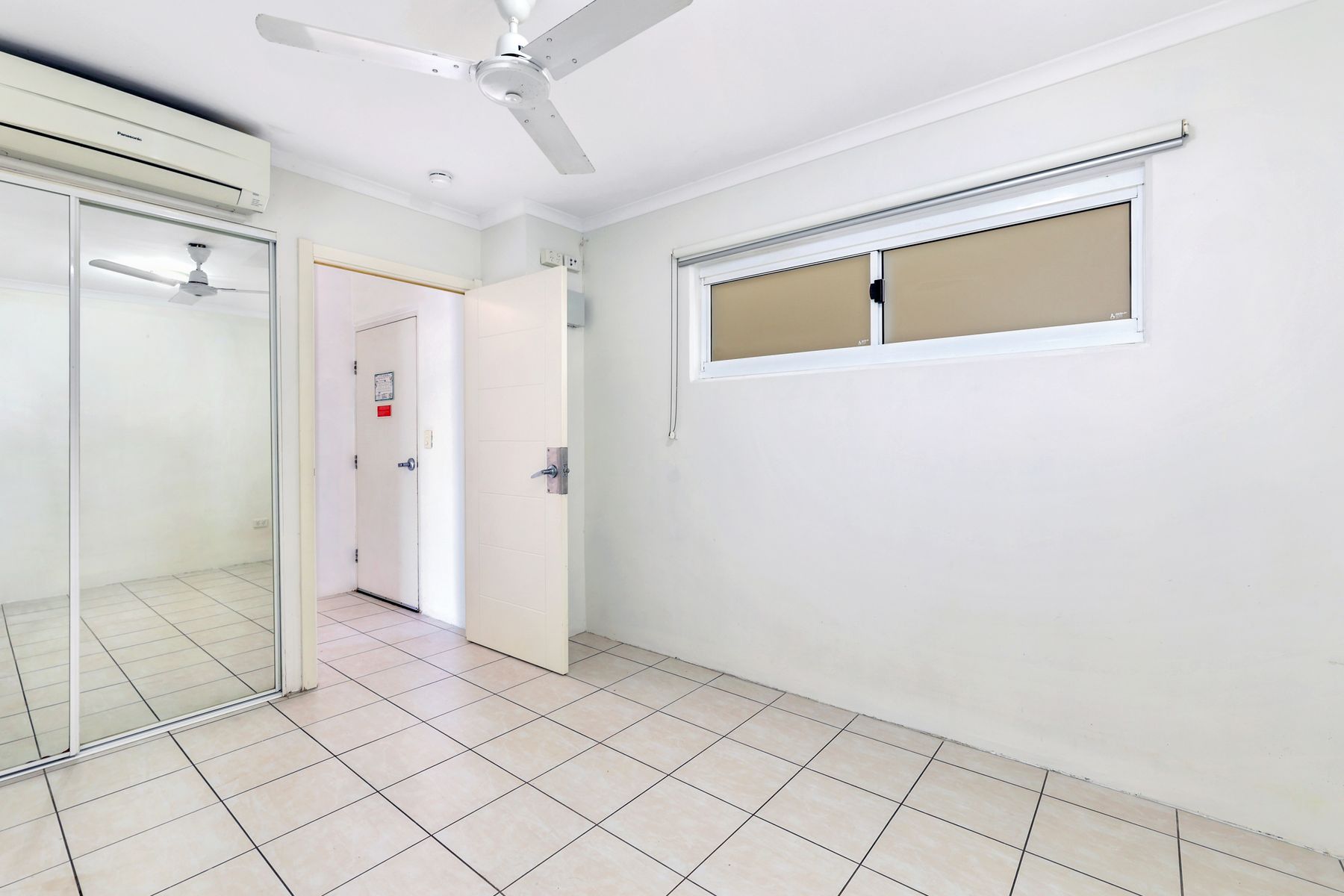 1005/5 Gardiner Street, Darwin City NT 0800, Darwin City - Thumbnail 8