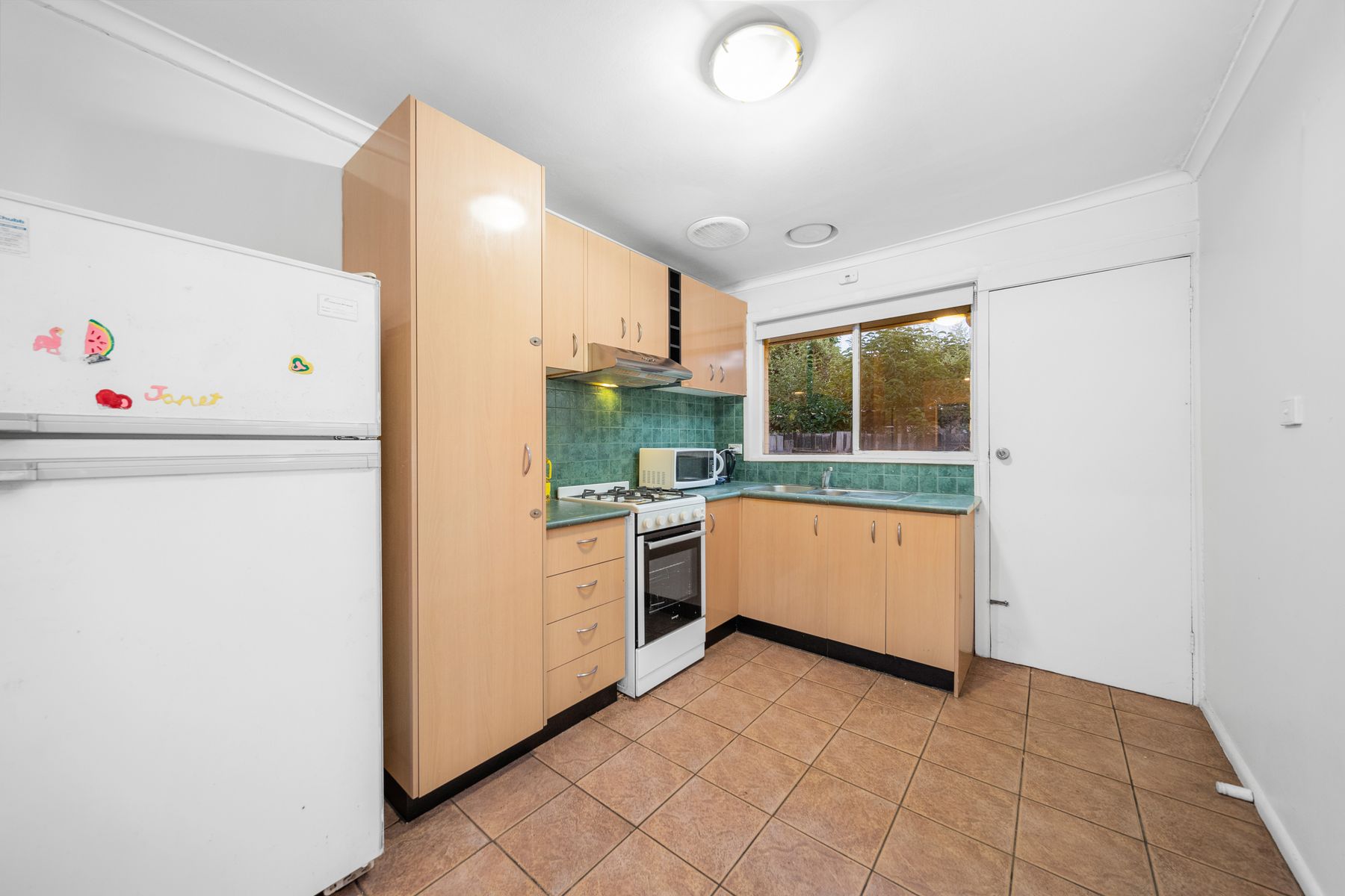 2/11 Burns Avenue, Clayton South, VIC 3169, Clayton South - Thumbnail 5