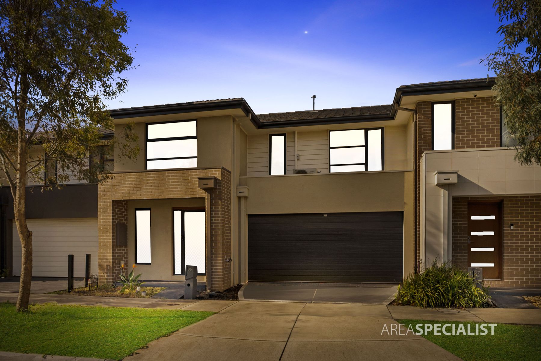 35 Attunga Grove, Werribee, VIC 3030, Werribee - Thumbnail 3
