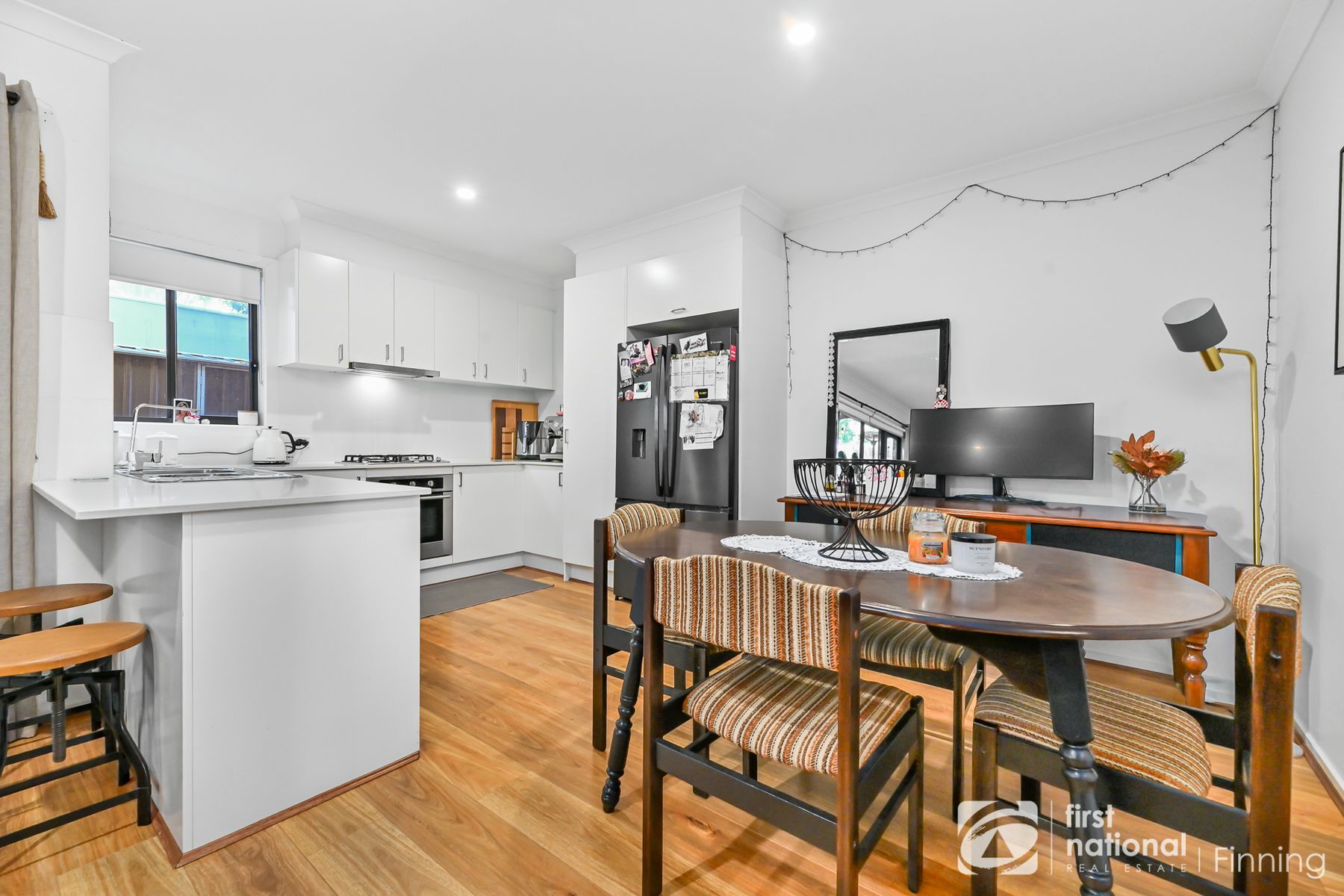 44 Innes Court, Berwick VIC 3806, Berwick - Thumbnail 3