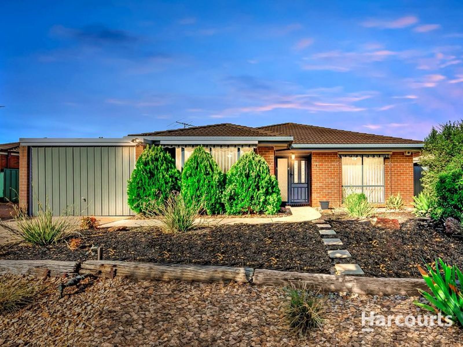 7 Housman Close, Burnside, VIC 3023