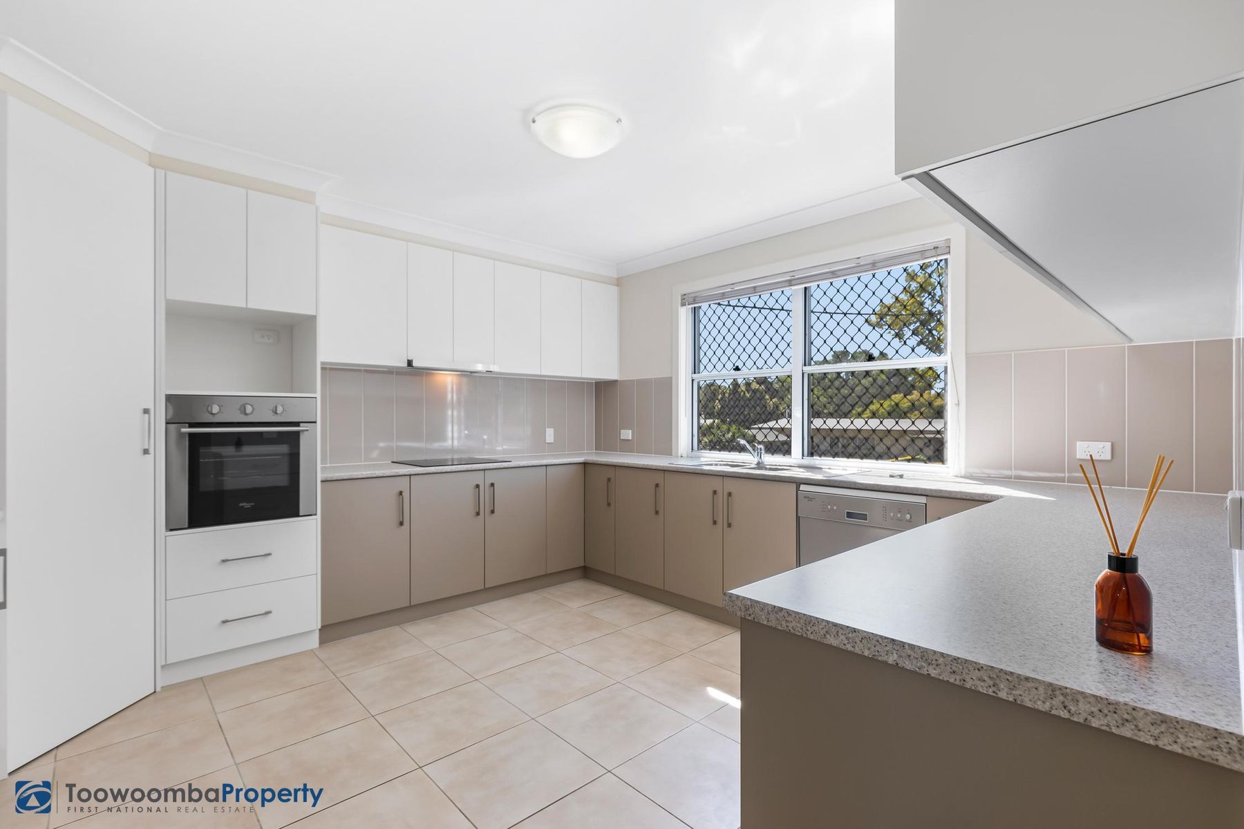 1/66A Margaret Street, East Toowoomba QLD 4350