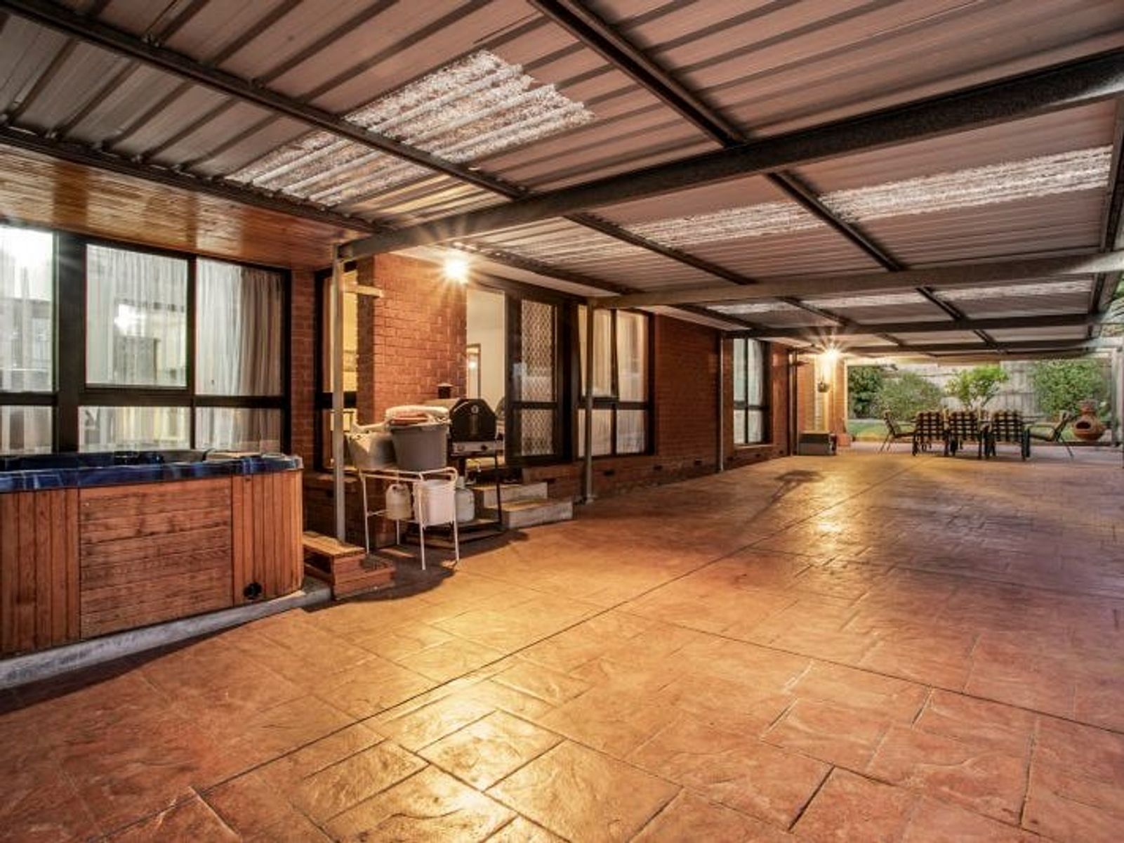 28 Lauriston Drive, Endeavour Hills, VIC 3802, Endeavour Hills - Thumbnail 8