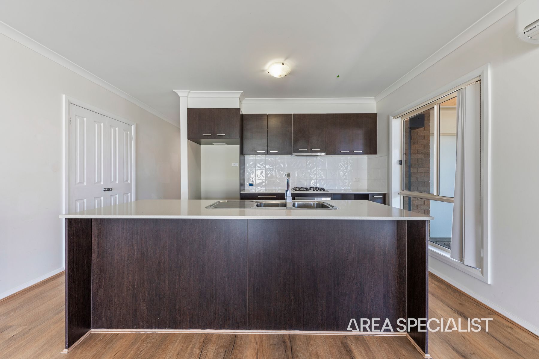 17 Azalea Avenue, Pakenham, VIC 3810, Pakenham - Thumbnail 3