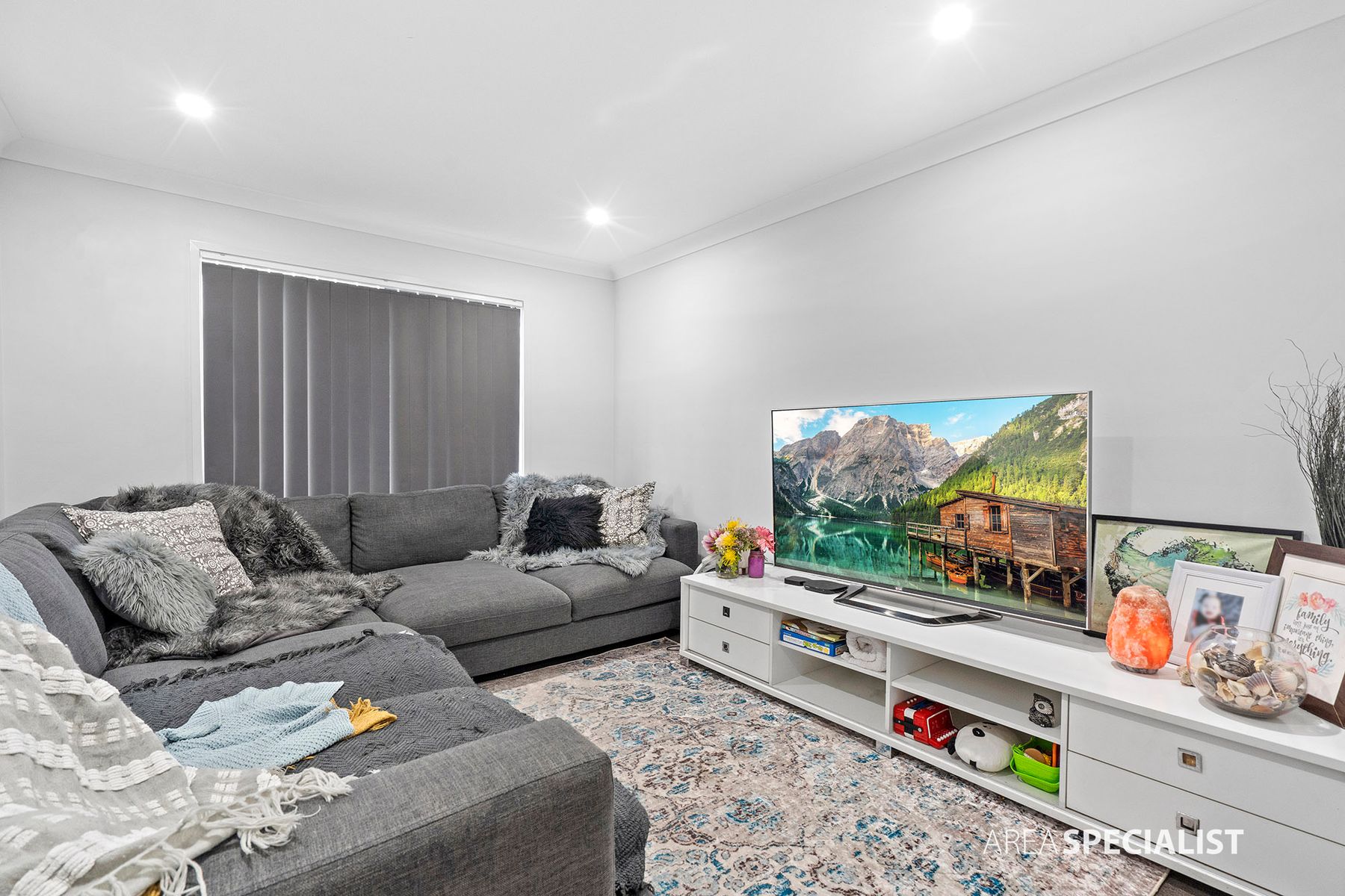 5 Pindar Avenue, Ormeau, QLD 4208, Ormeau - Thumbnail 2