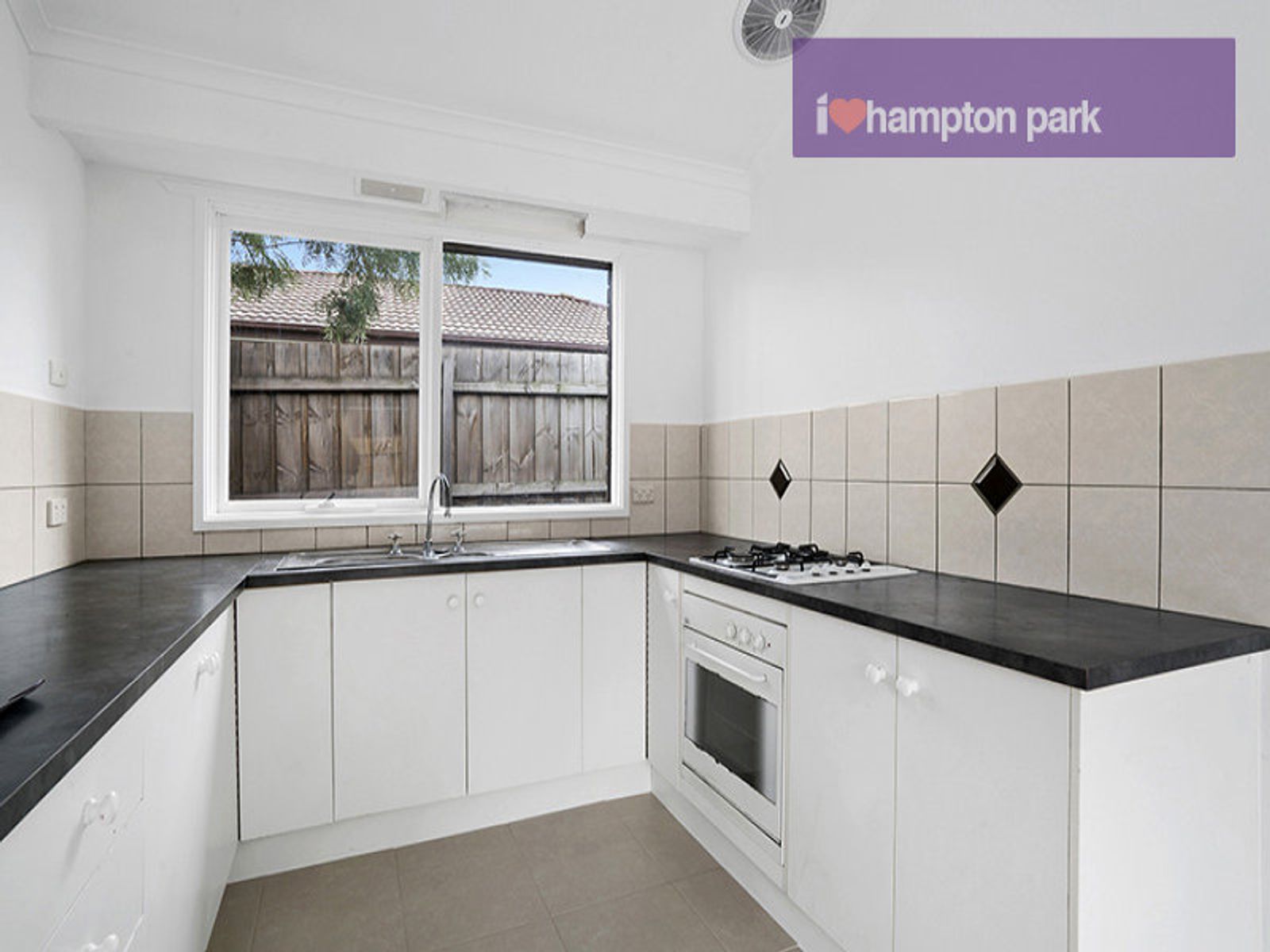 1/4 Jeffrey Street, Hampton Park, VIC 3976, Hampton Park - Thumbnail 3