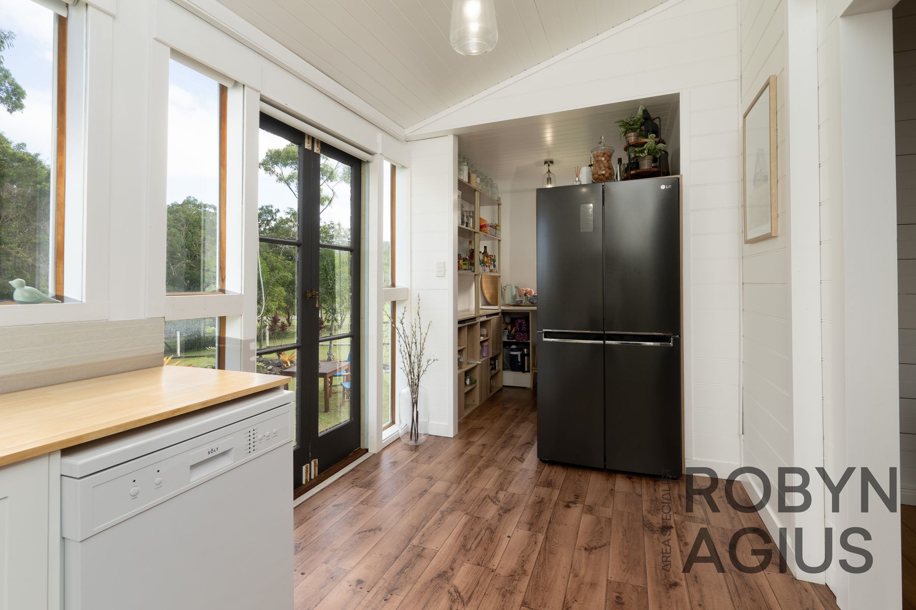 23 Siderial Court, Oakenden, QLD 4741, Oakenden - Thumbnail 6