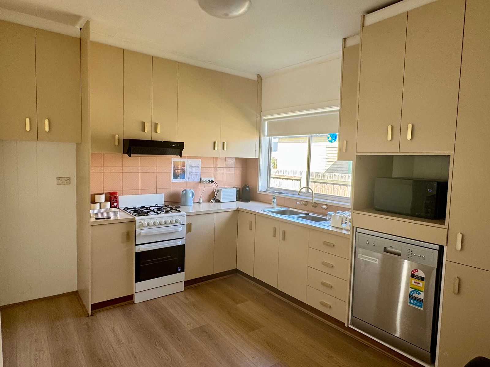 25 Gillies Crescent, Traralgon VIC 3844, Traralgon - Thumbnail 2