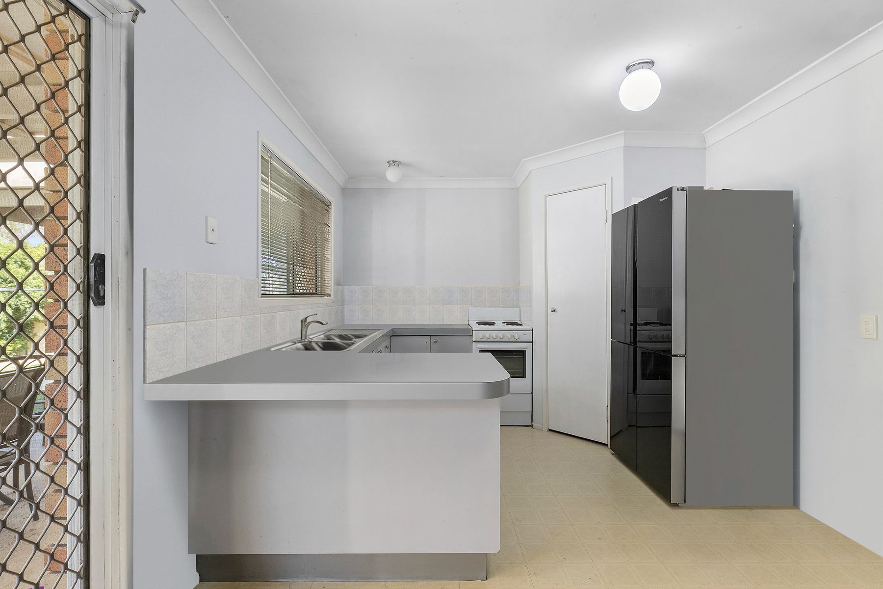 21 Macquarie Street, Boronia Heights QLD 4124, Boronia Heights - Thumbnail 2