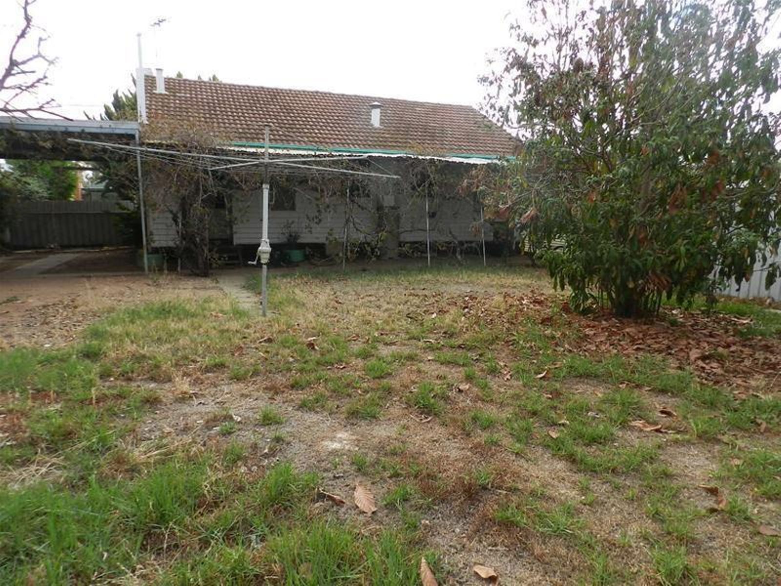 9 Hazeldene Street, Mildura - Thumbnail 6