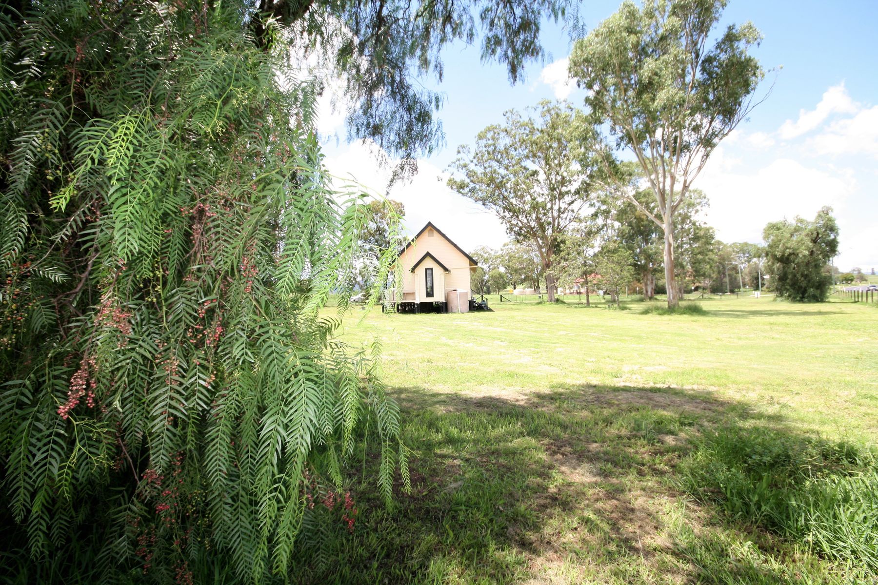 11 Oak St, Tannymorel QLD 4372