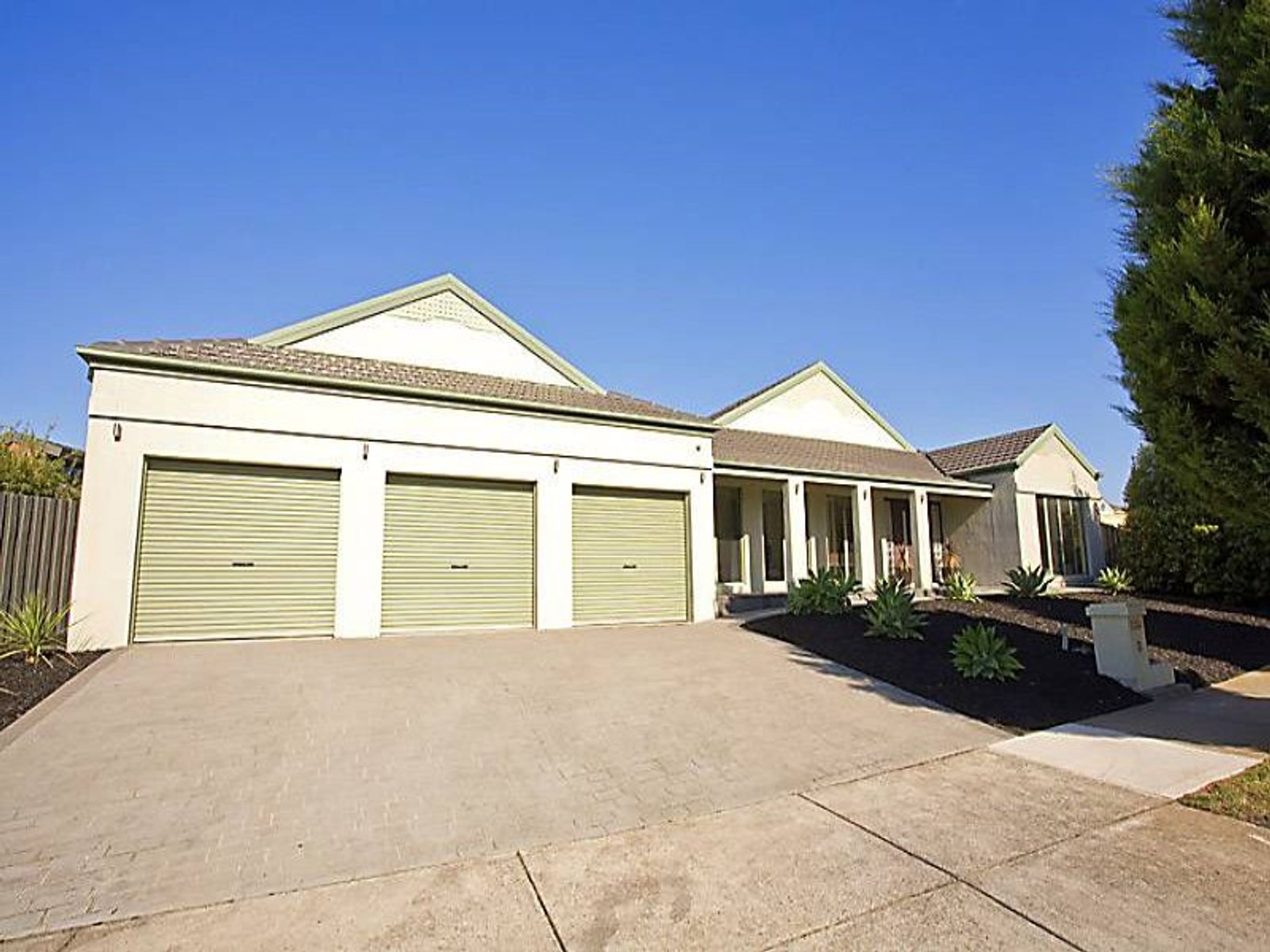 30 Clifton Road, Greenvale - Thumbnail 3