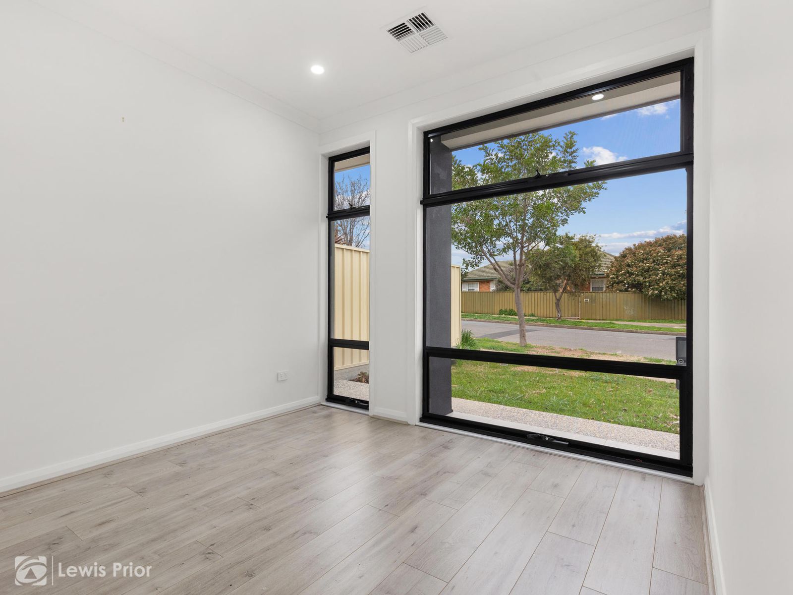 21 Shepherd Road, Christies Beach SA 5165, Christies Beach - Thumbnail 2
