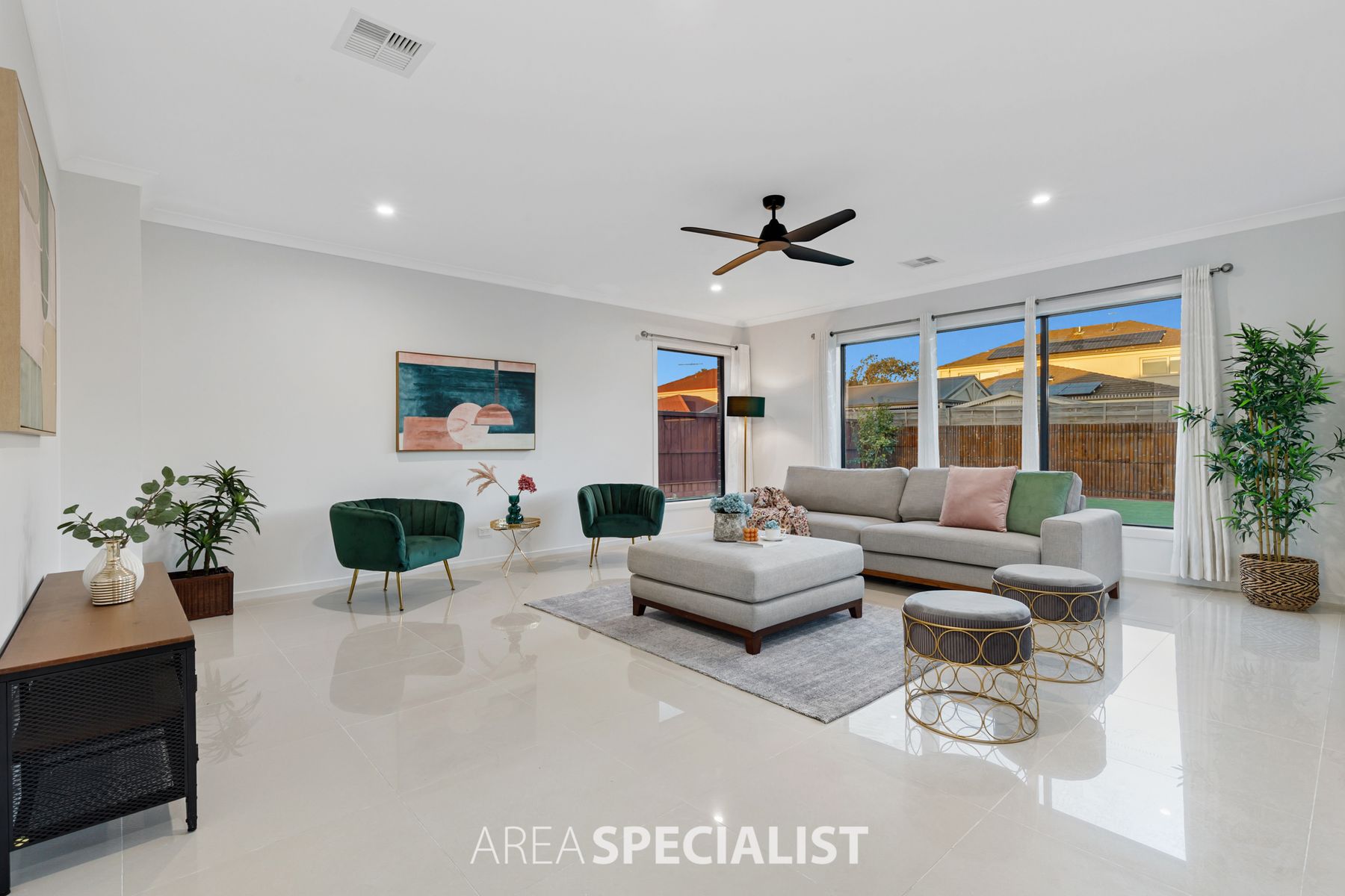 17 Hull Crescent, Pakenham, VIC 3810, Pakenham - Thumbnail 6