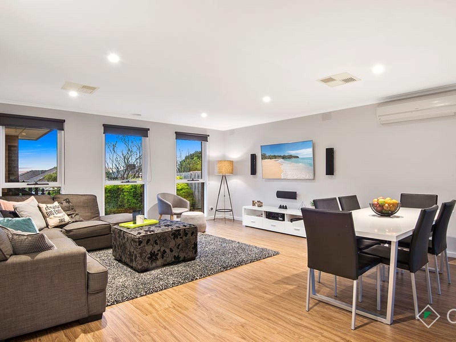 3 Newmill Close, Endeavour Hills, VIC 3802, Endeavour Hills - Thumbnail 2