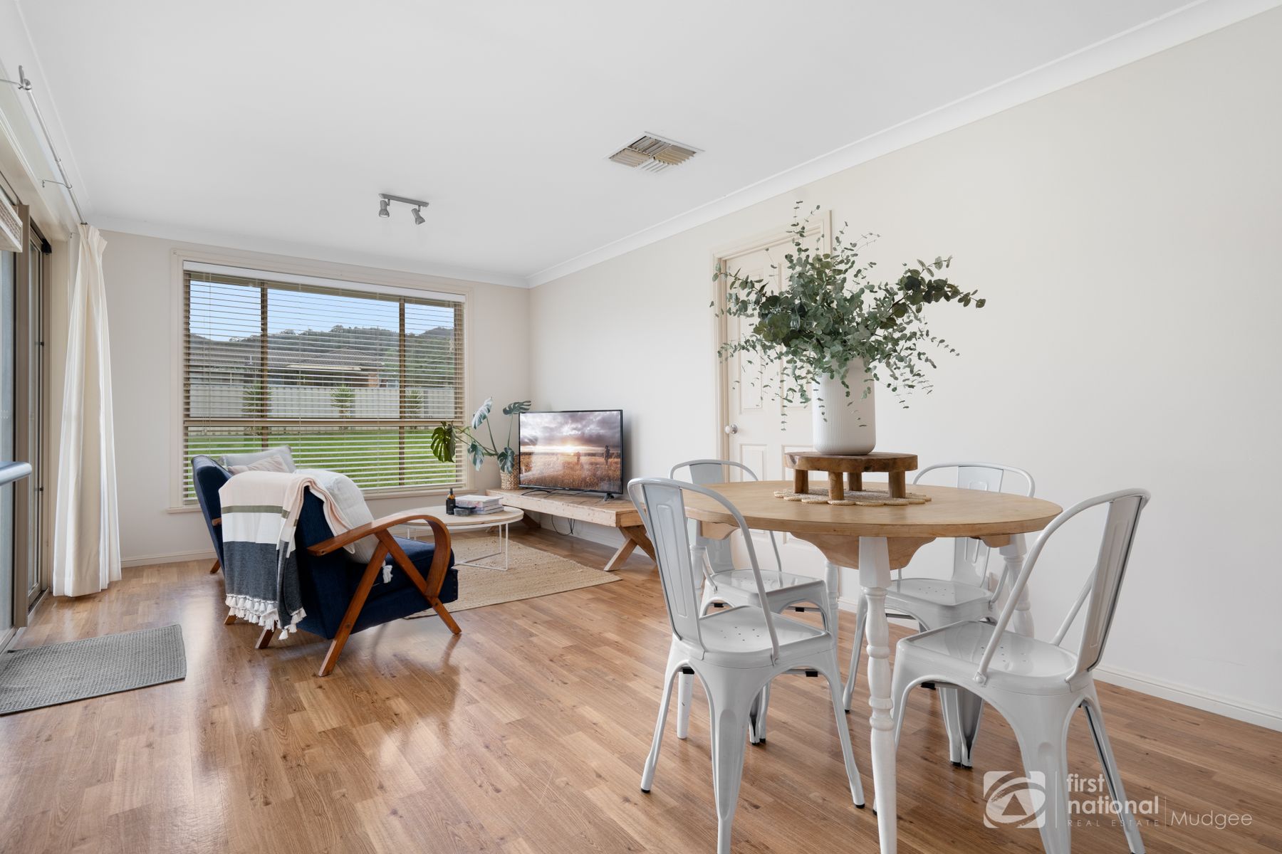 13 White Circle, Mudgee NSW 2850, Mudgee - Thumbnail 3