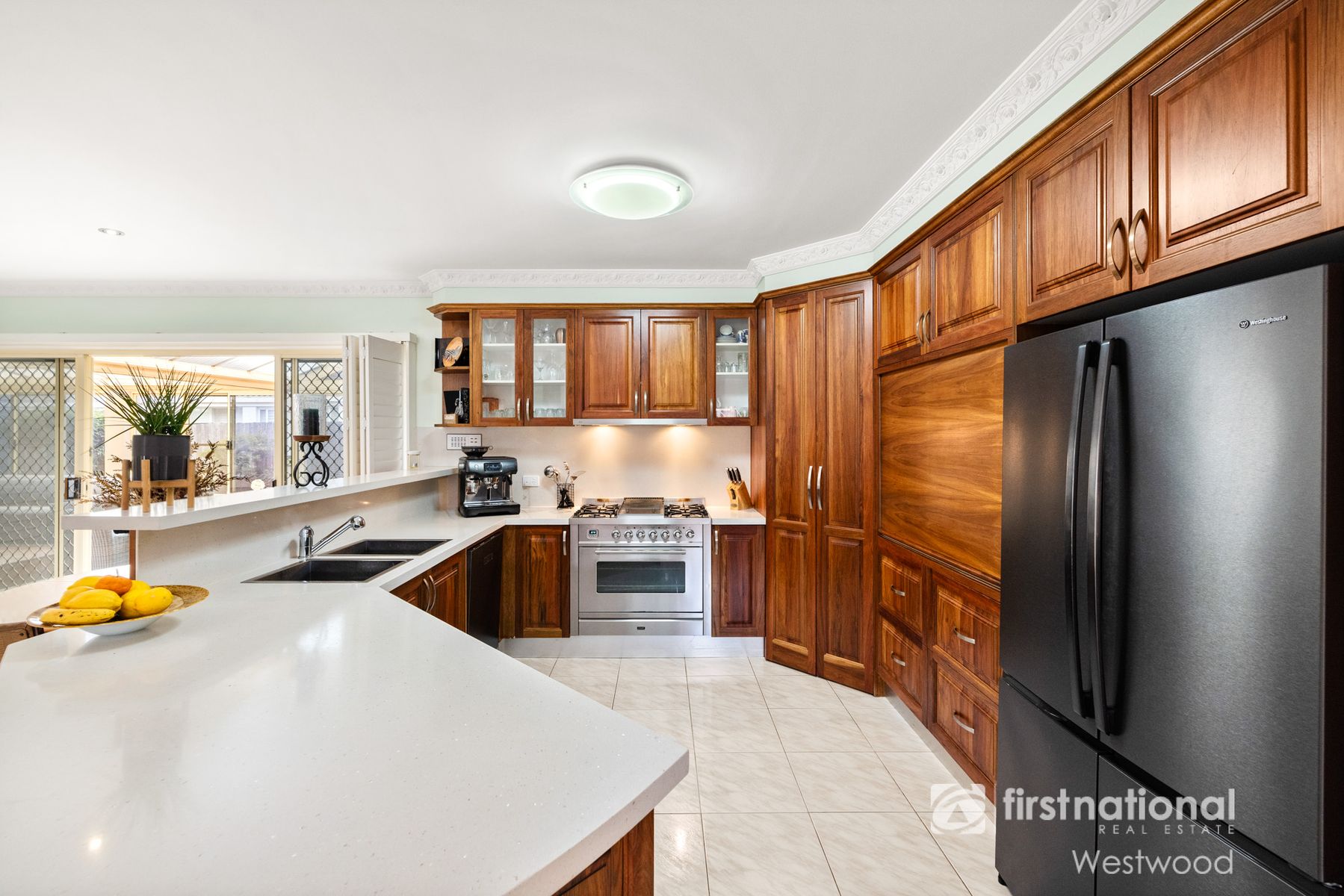 2 Coulton Court, Werribee VIC 3030, Werribee - Thumbnail 2