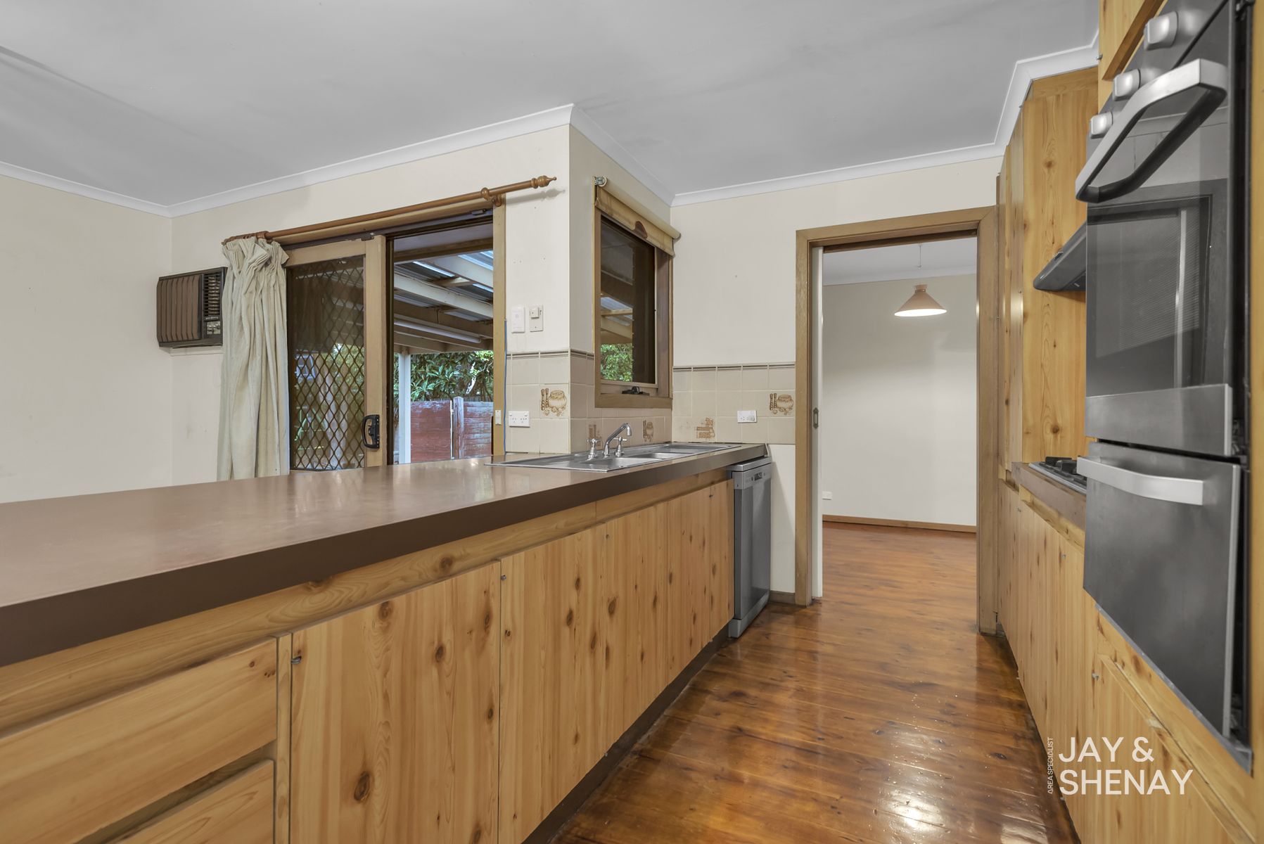 16 Rhonda Close, Endeavour Hills, VIC 3802, Endeavour Hills - Thumbnail 4